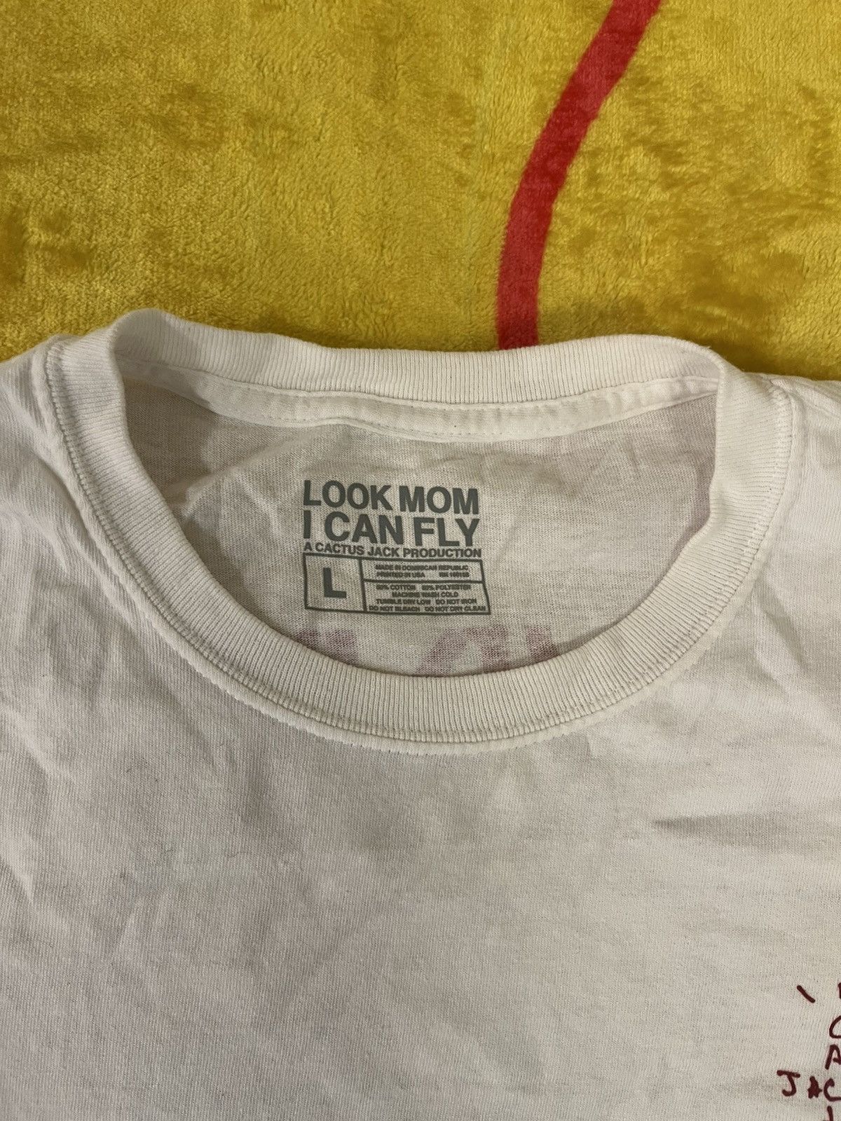 Travis Scott Travis Scott look mom I can fly T-shirt Size US L / EU 52-54 / 3 - 2 Thumbnail