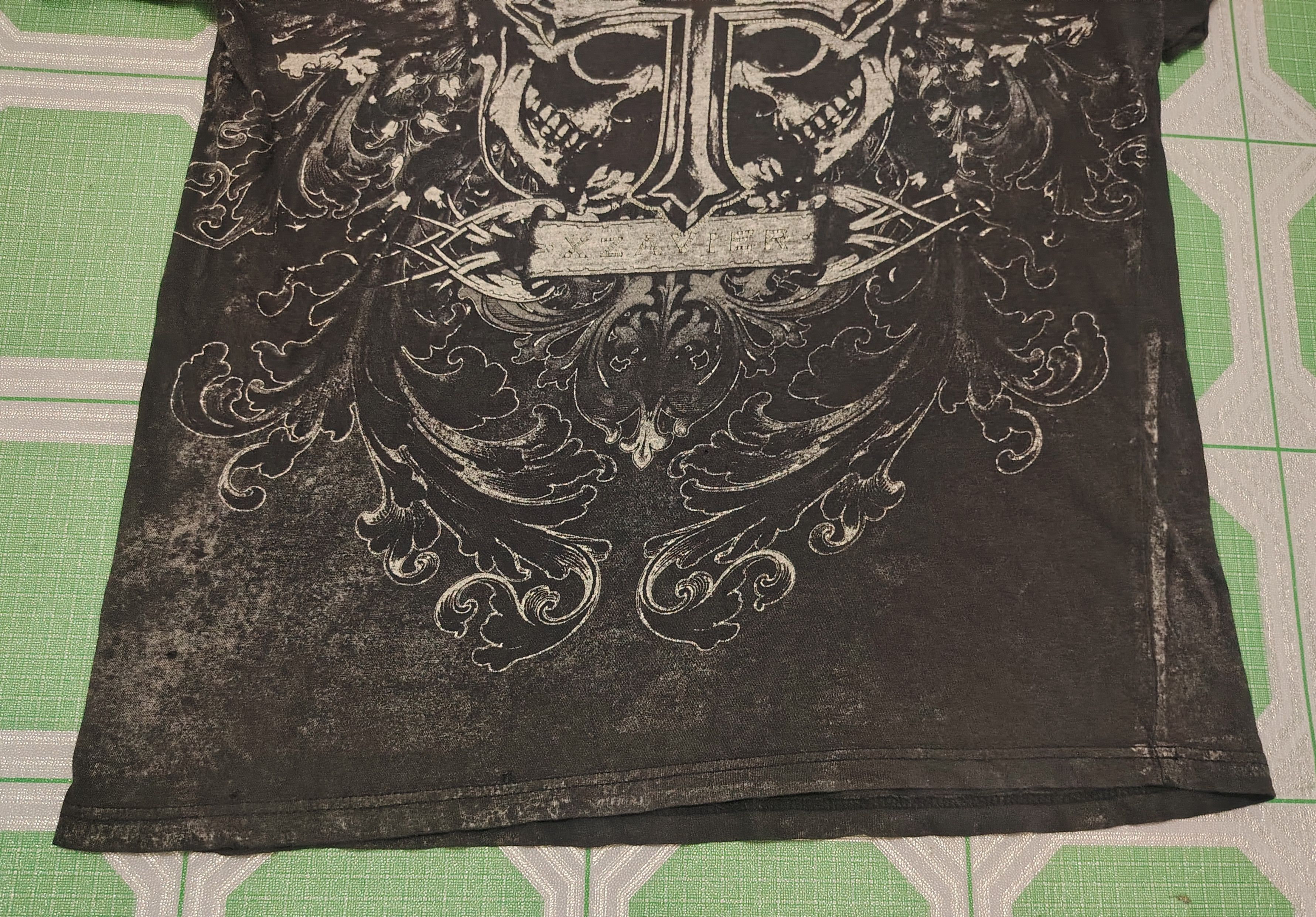 Affliction Vtg Distressed Thrashed Cross Skull Xzavier tee Size US L / EU 52-54 / 3 - 11 Thumbnail