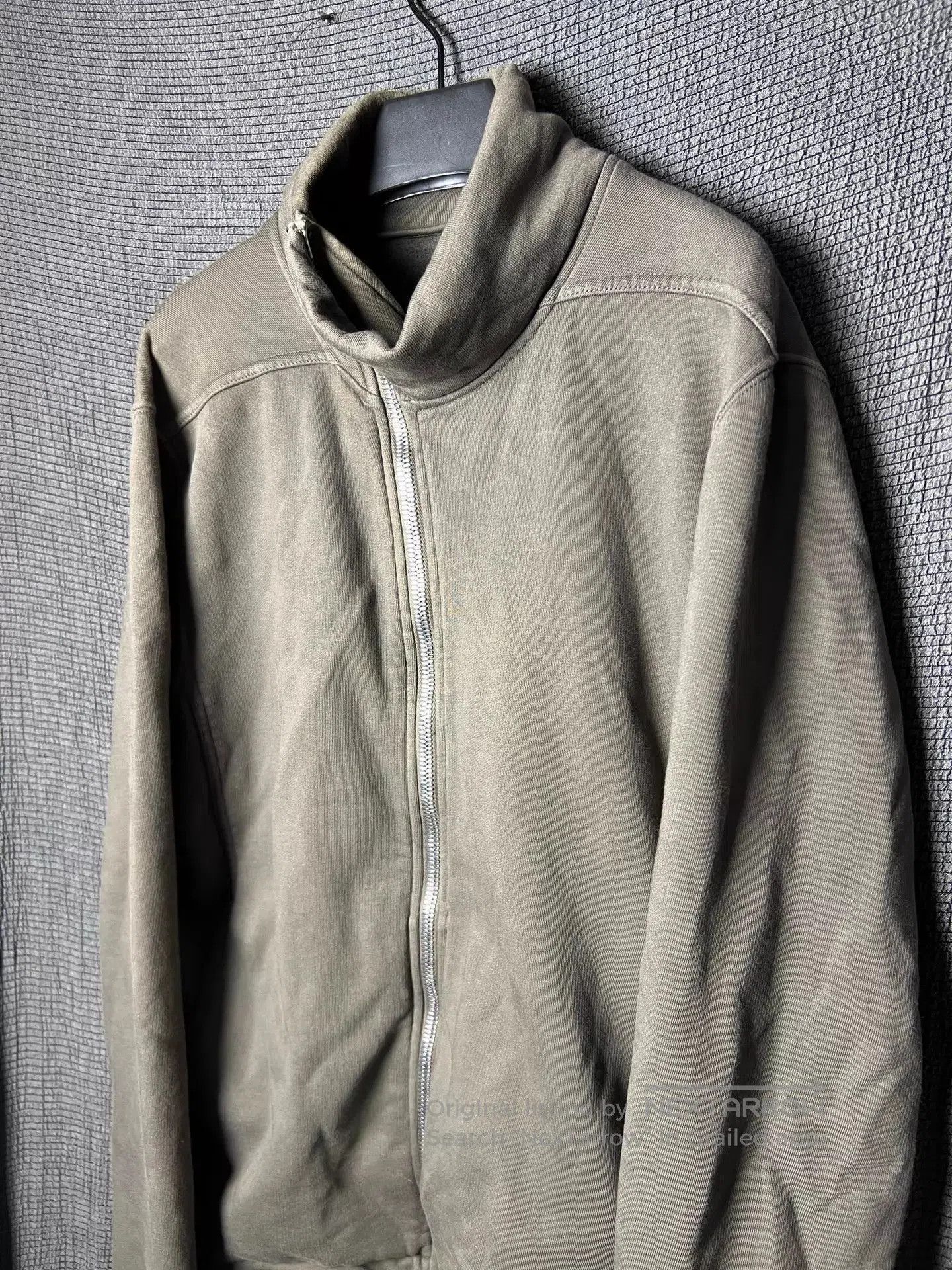 Rick Owens Gray Zip-Up High Collar Sweatshirt. Size US S / EU 44-46 / 1 - 3 Thumbnail