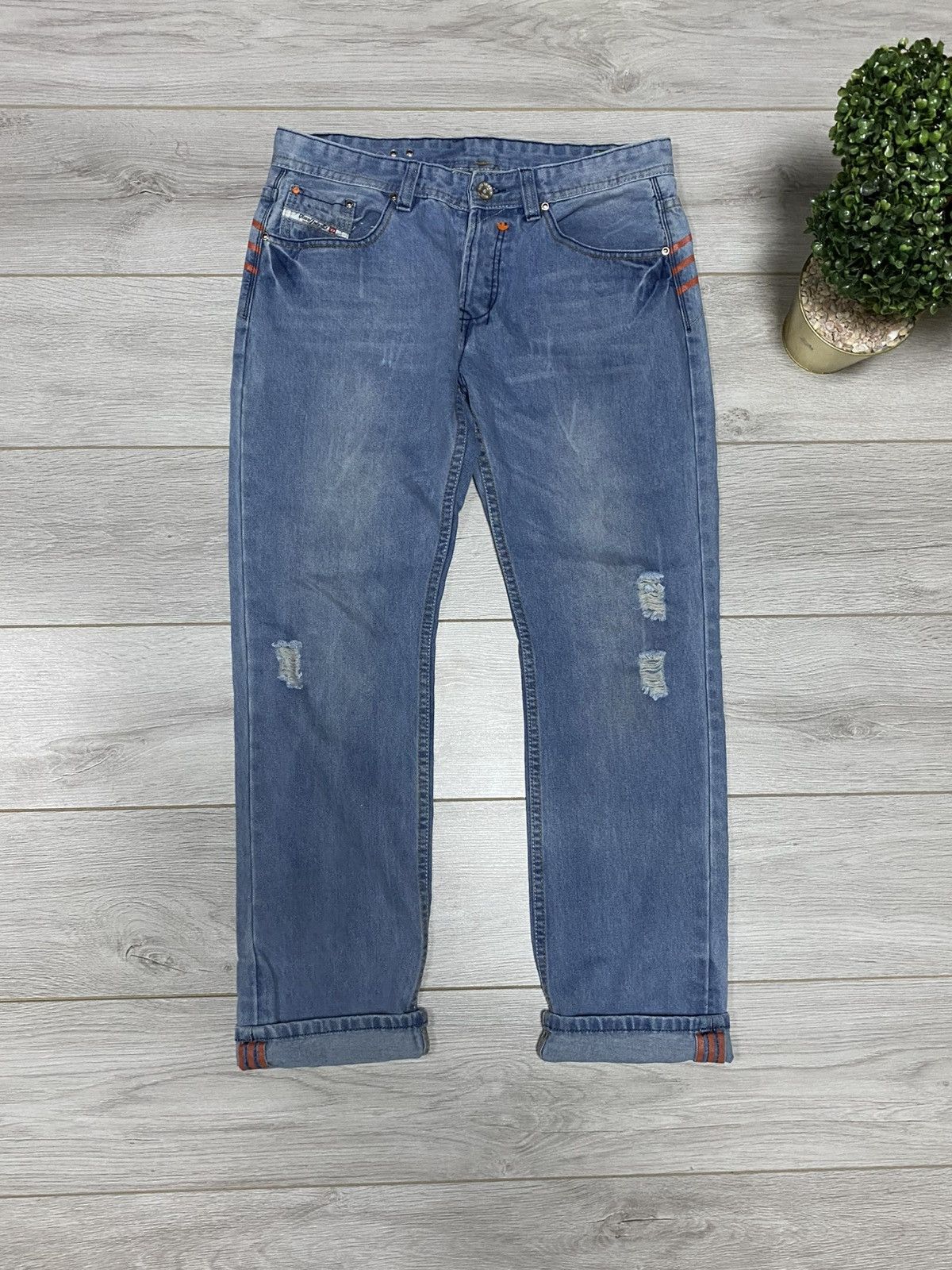 Diesel Diesel x Adidas vintage Italy jeans three stripes selvedge Size US 34 / EU 50 - 1 Thumbnail
