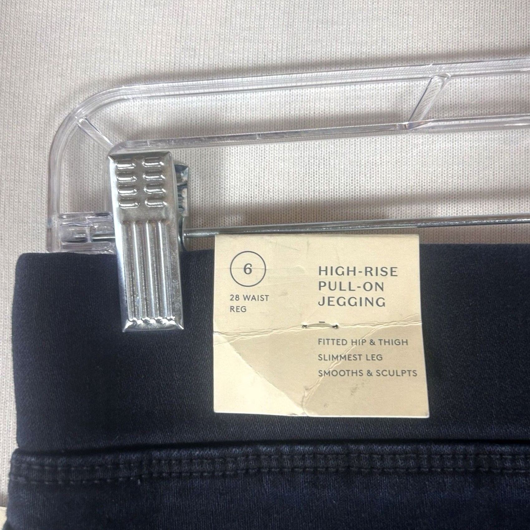 Vintage VINTAGE? No — Universal Thread Jeans Denim Jegging Pull-On High Rise 6 Black Women 30in Inseam NWT Size 28" / US 6 / IT 42 - 7 Thumbnail