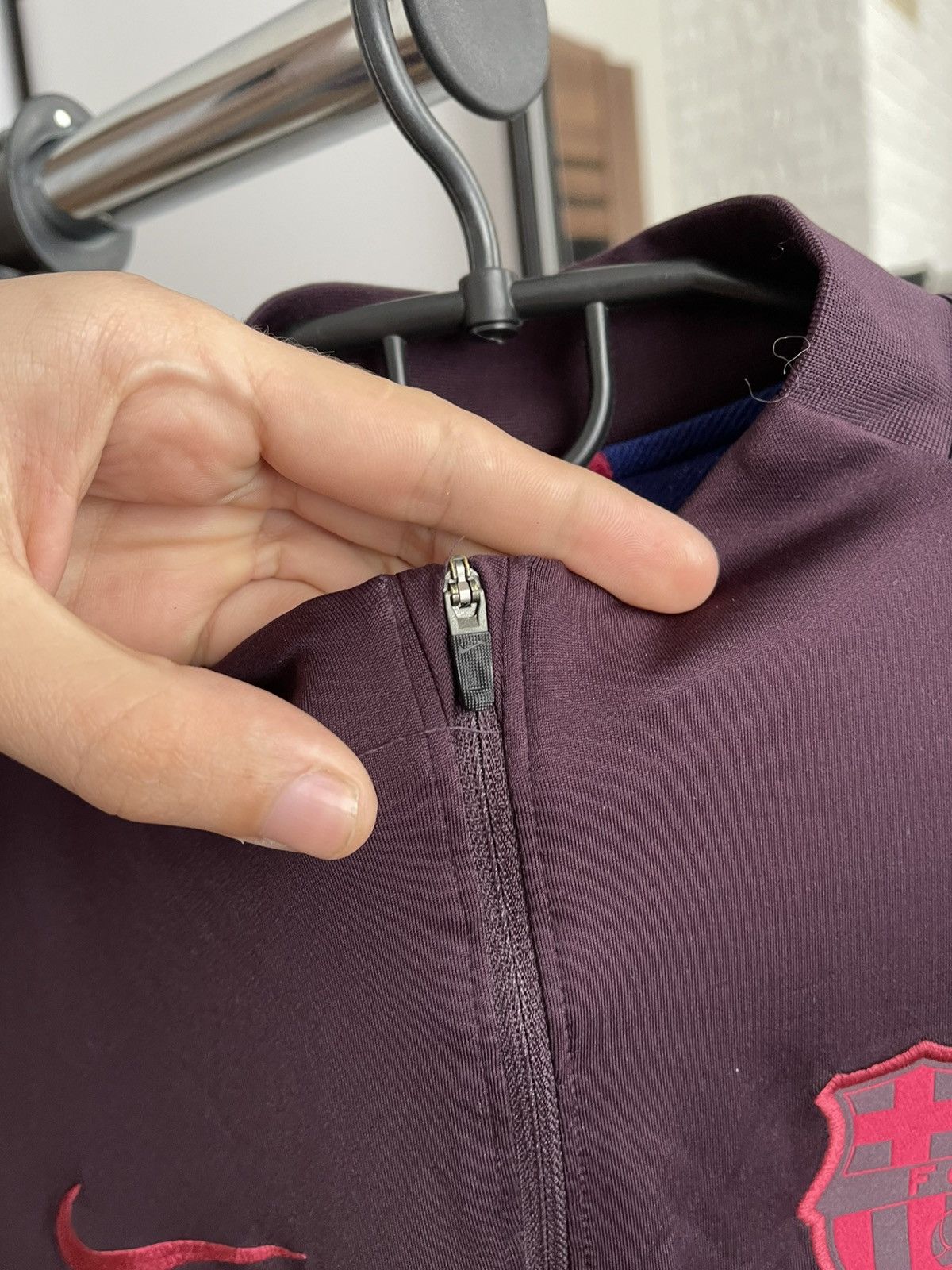 Other 2019/2020 Nike Barcelona Soccer Drill Top Jersey Sweatshirt Size US S / EU 44-46 / 1 - 7 Thumbnail