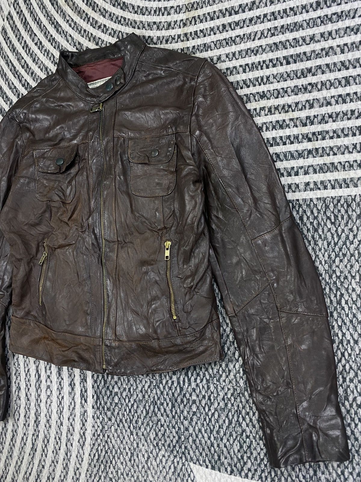 Japanese Brand Vtg Perruzi Italian Distressed Biker Style Leather Jacket Size US S / EU 44-46 / 1 - 4 Thumbnail