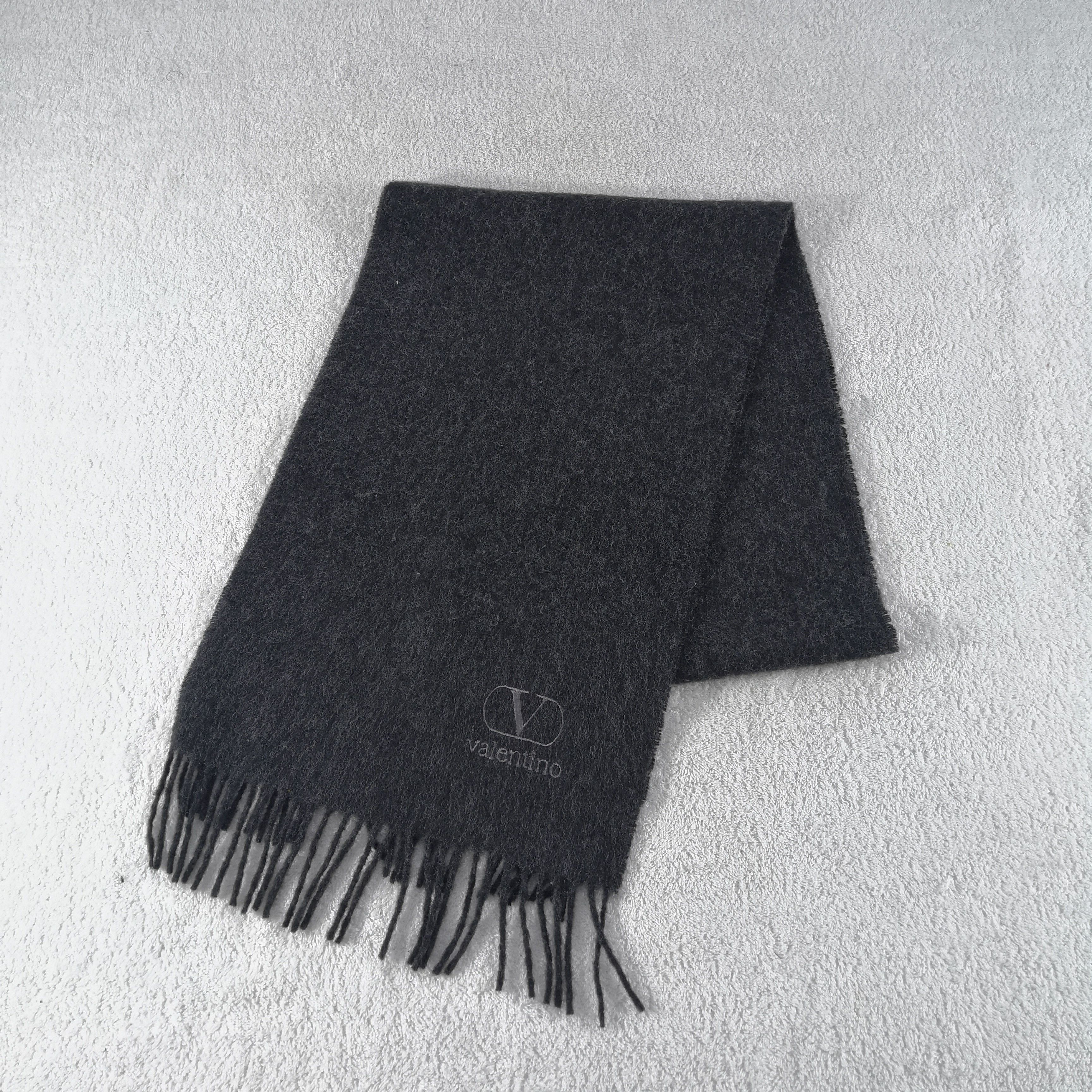 Valentino Vintage Valentino Scarf Muffler Wool Warmer Neckwear Scarves Size ONE SIZE - 2 Thumbnail