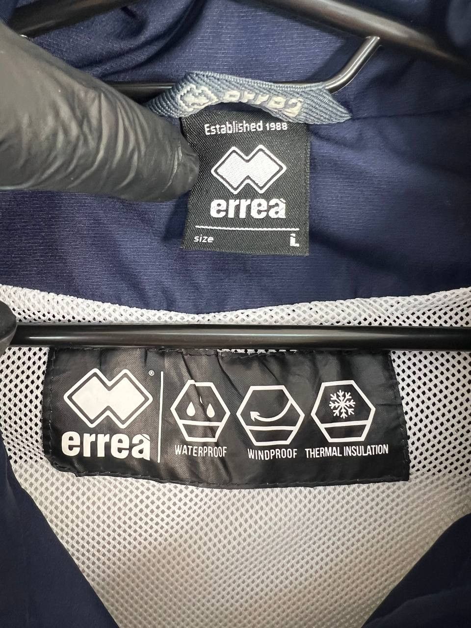 Errea CARLISLE UNITED ERREA ZIP JACKET WHITE SIZE L Size US L / EU 52-54 / 3 - 4 Thumbnail
