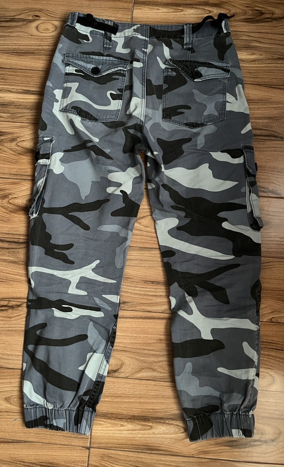 Bershka sports pants Size 26" / US 2 / IT 38 - 3 Thumbnail