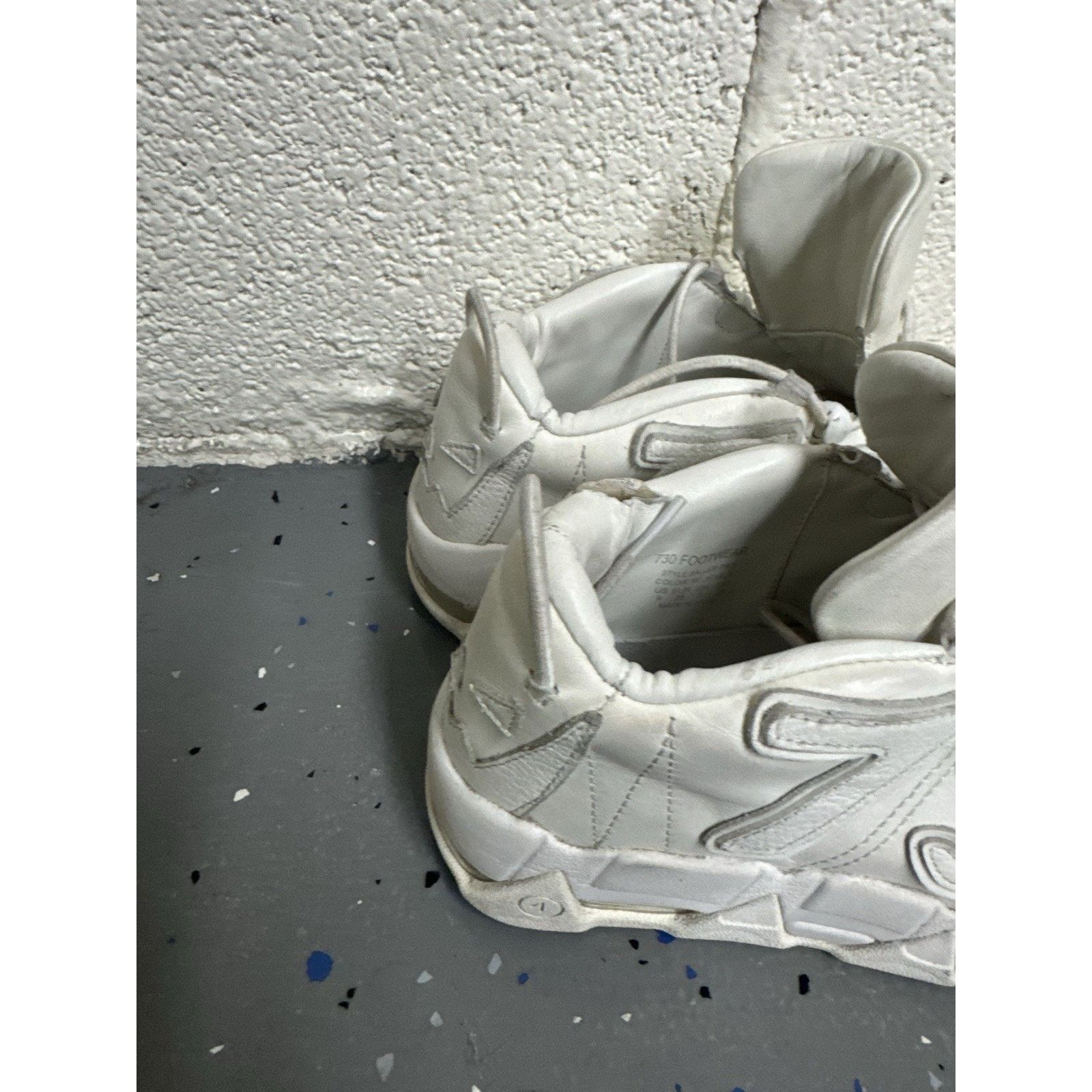 Asspizza 730 Footwear Baller Pros Milk Edition RARE White Asspizza Size US 6 / EU 39 - 2 Thumbnail