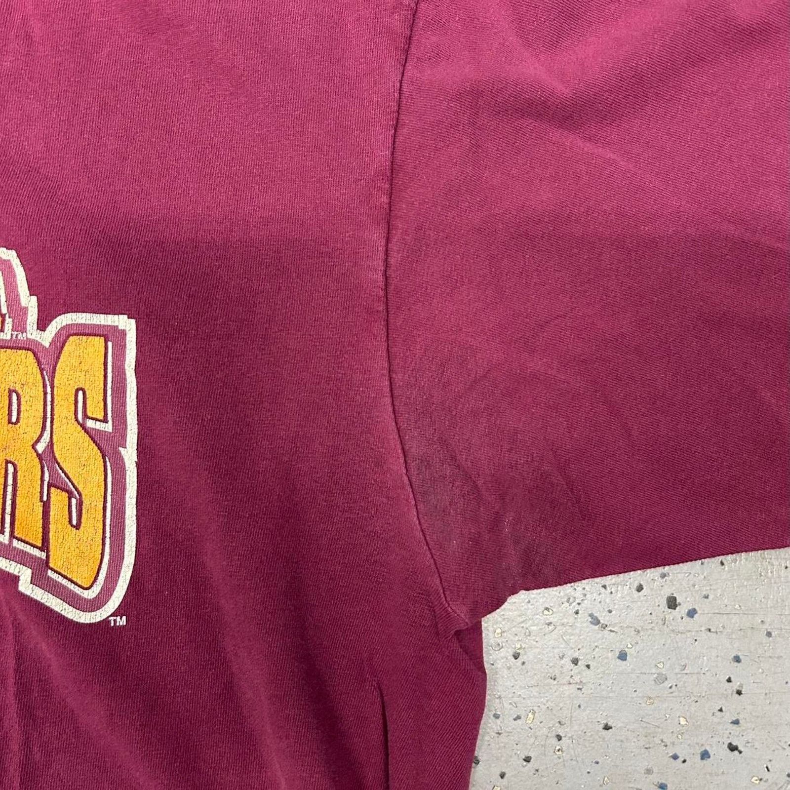 Other Burgundy Minnesota Golden Gophers T-shirt Size US XL / EU 56 / 4 - 3 Thumbnail