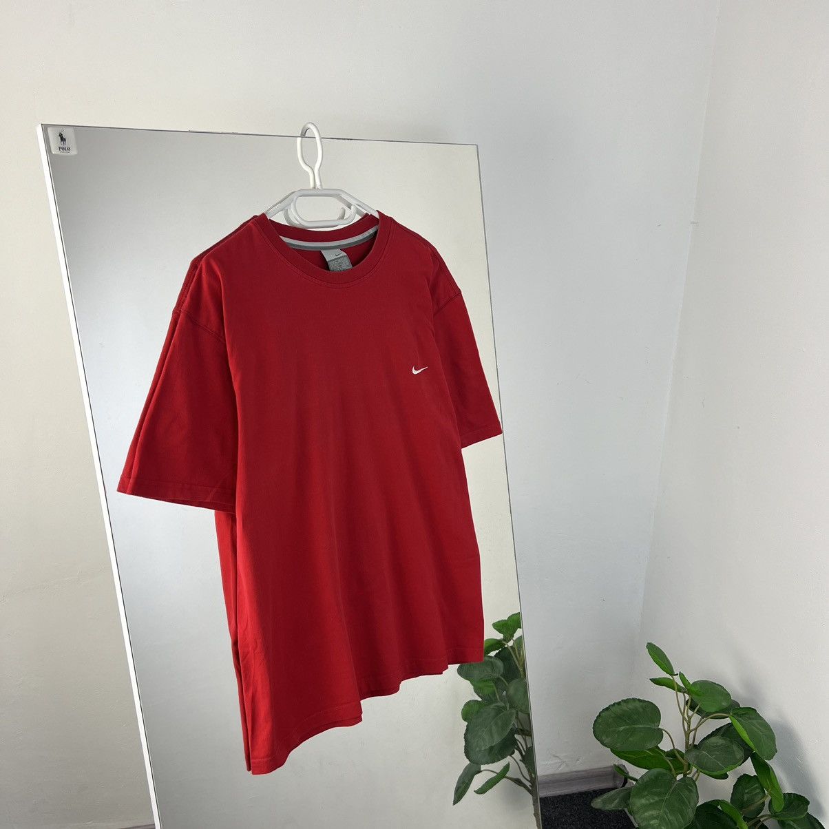 Nike Vintage Y2K Nike Swoosh Oversized Fir T-Shirt Size US XL / EU 56 / 4 - 1 Thumbnail