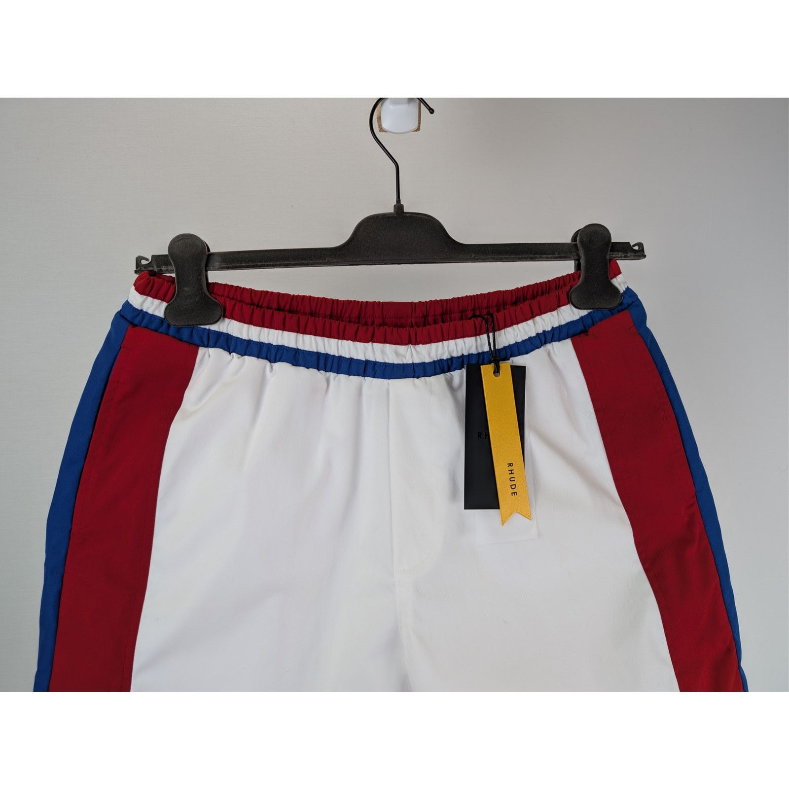 Rhude o1rshd1 CC20 Chevron Track Shorts in White/Blue/Red Size US 32 / EU 48 - 3 Thumbnail