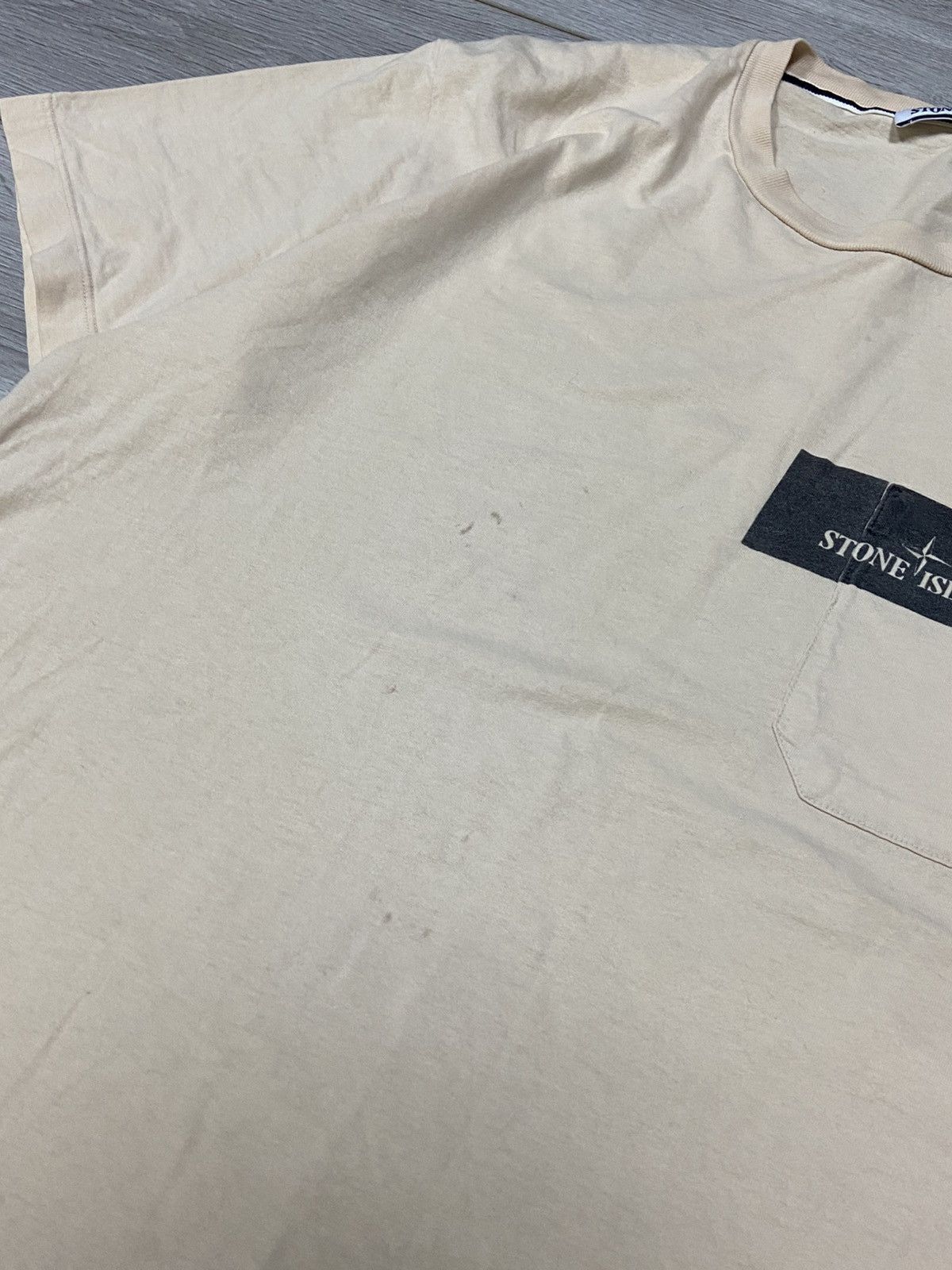 Stone Island Stone Island pocket print text t-shirt Size US L / EU 52-54 / 3 - 4 Thumbnail