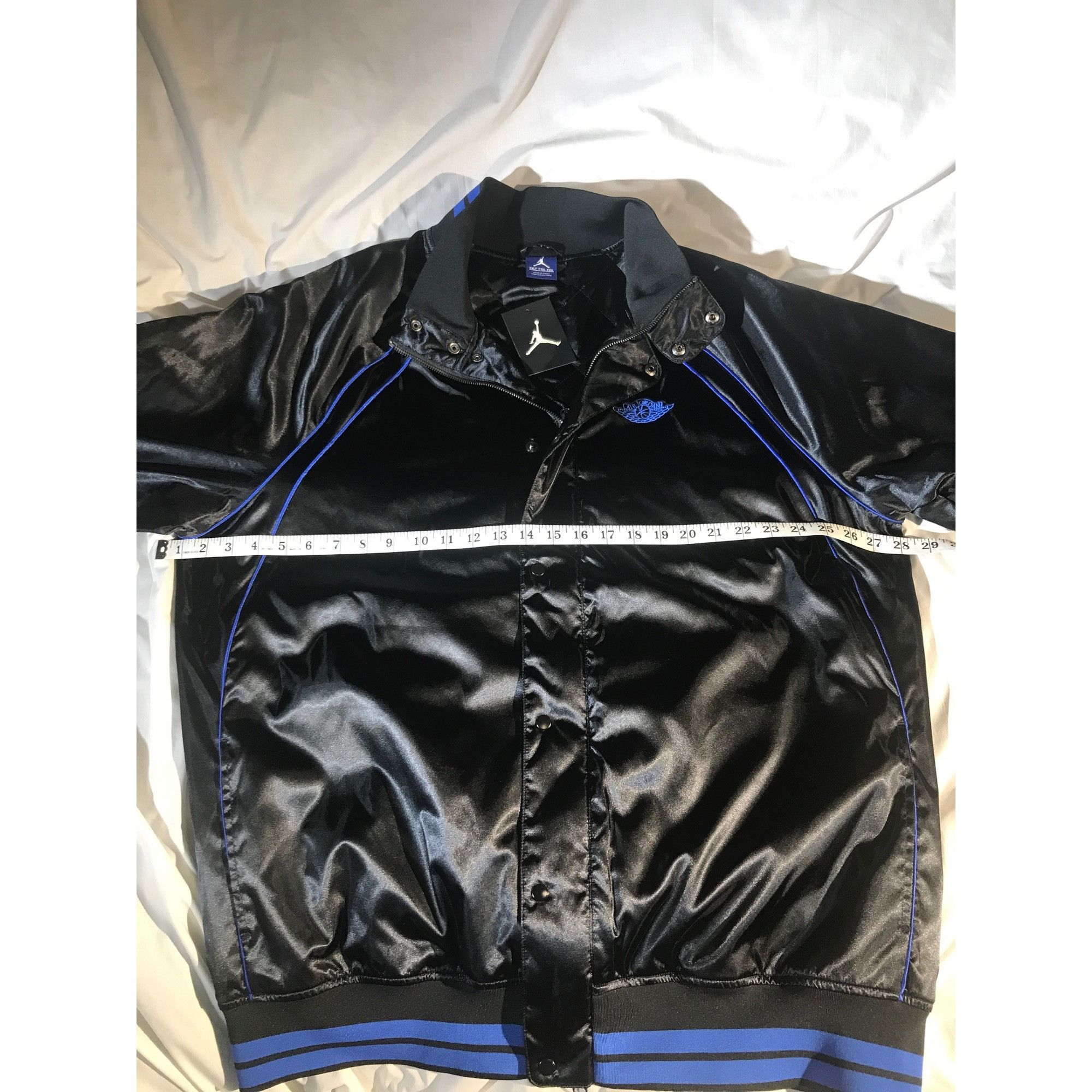 Jordan Brand Air Jordan 1 Wings Retro Royal Authentic Black Satin Jacket Size US XXL / EU 58 / 5 - 6 Thumbnail