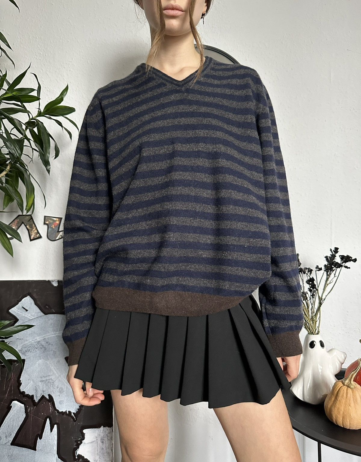 Massimo Dutti × Vintage Soft Preppy Wool Cashmere Stripes V-neck Pullover Size XL / US 12-14 / IT 48-50 - 1 Thumbnail
