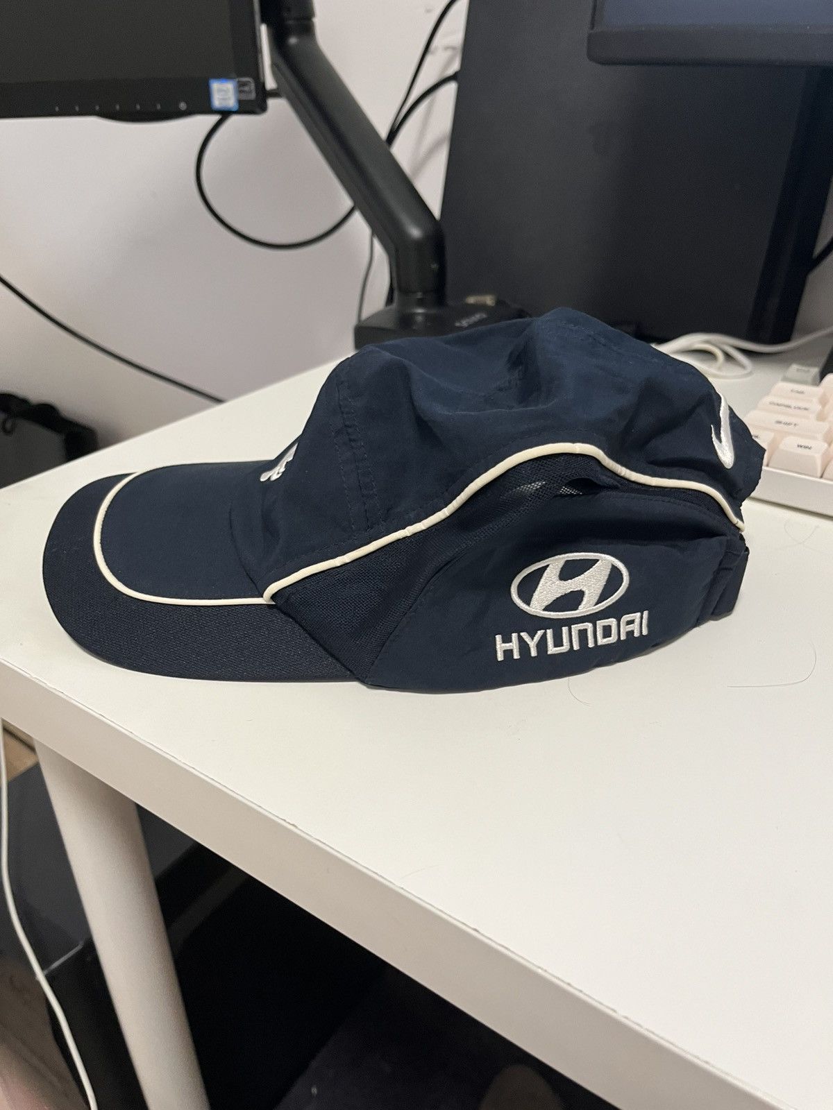 Nike × Vintage Vintage Carlton FC x Nike Dri-Fit Cap (AFL Team Gear) Size ONE SIZE - 2 Thumbnail