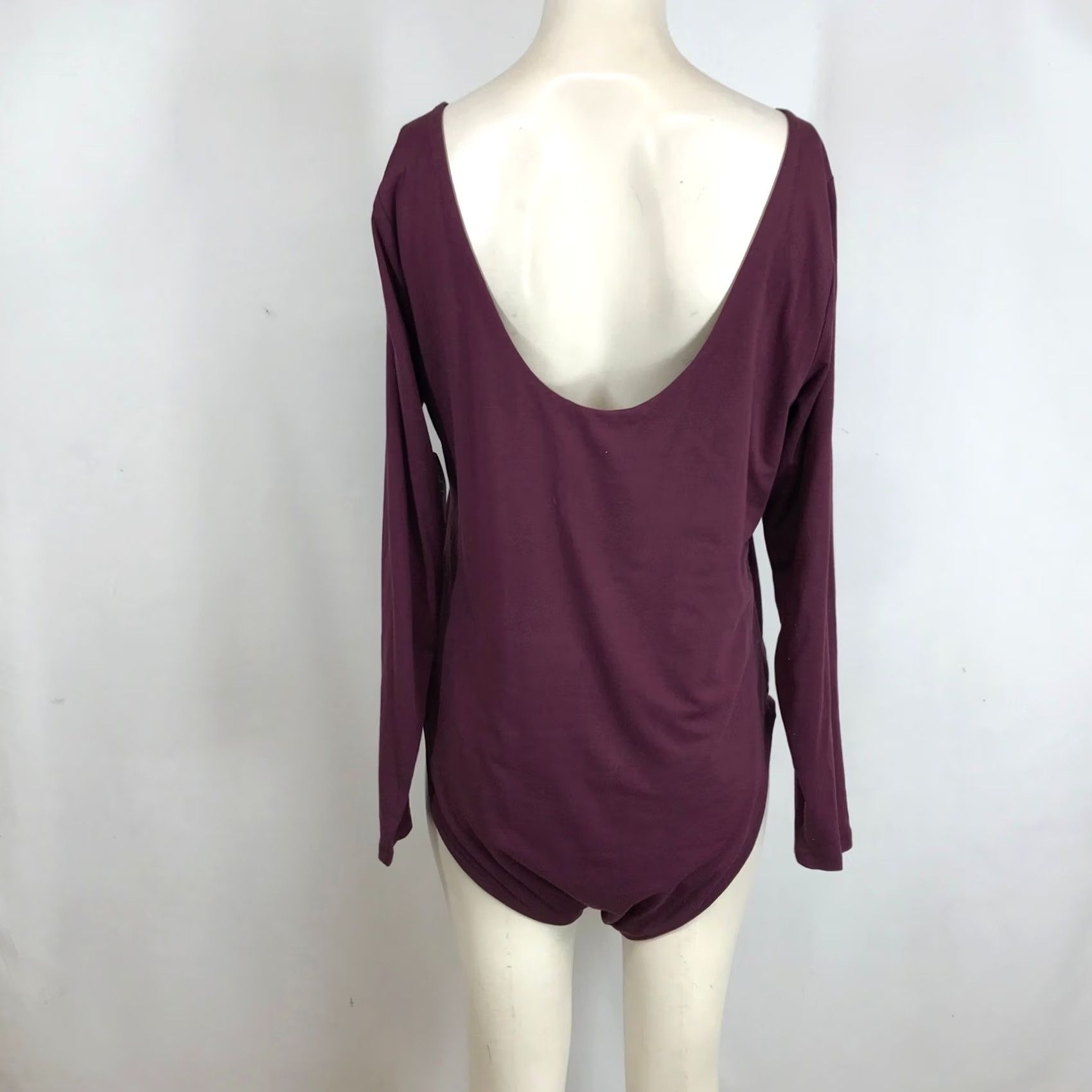 Old Navy Old Navy Womens Plus Bodysuit Long Sleeve Boat Neck Deep Scoop Back Plum Burgundy Size XXL / US 16-18 / IT 52-54 - 5 Thumbnail