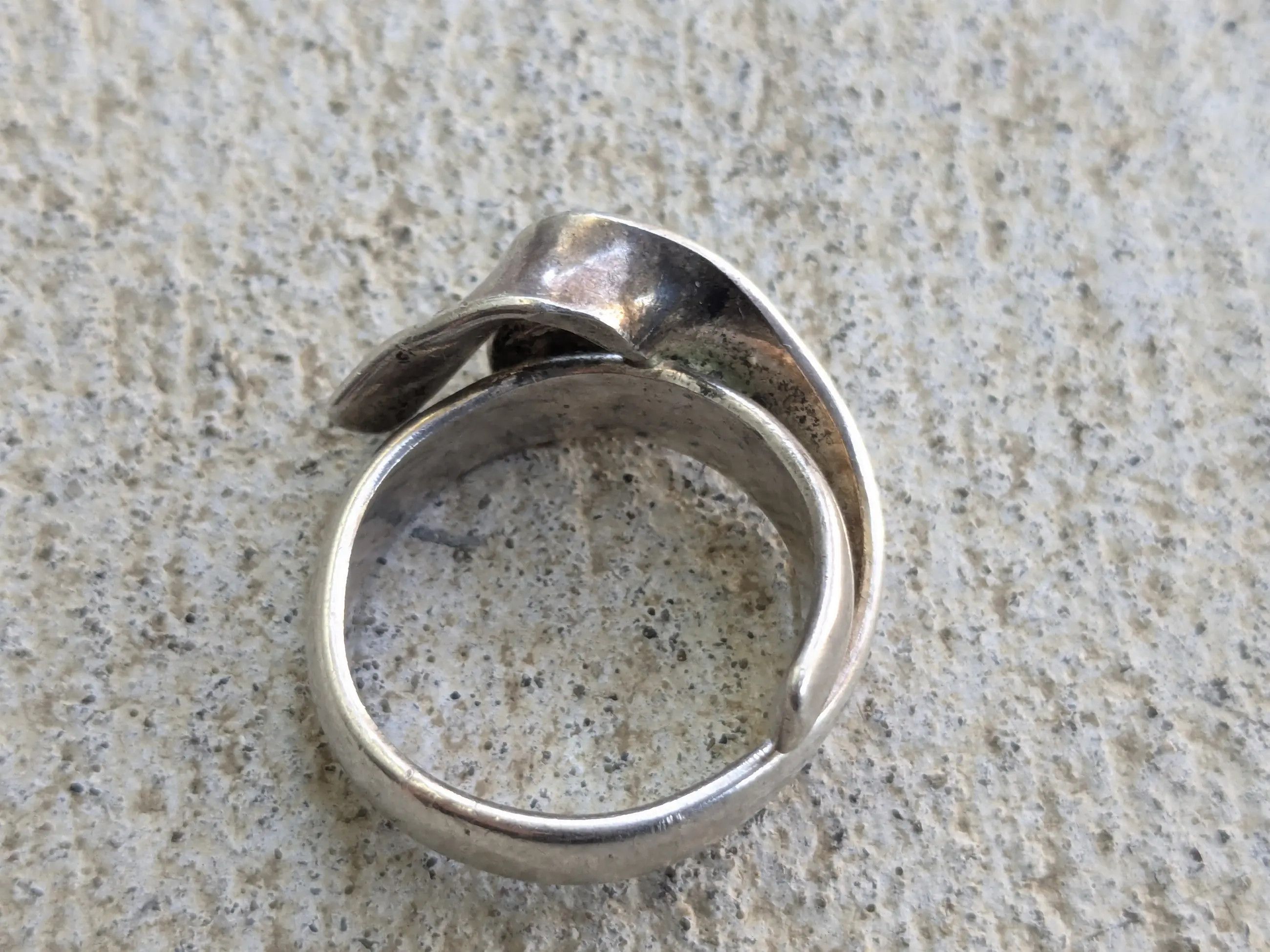 Jewelry × Vintage Vintage Sterling Silver Ring Malachite 10 Modern Abstract Size ONE SIZE - 4 Thumbnail