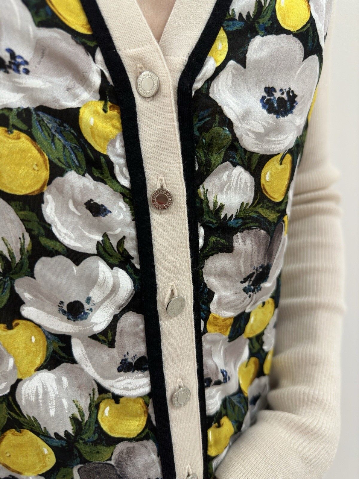 Louis Vuitton Louis Vuitton Womens Sweater Cardigan Floral Print Size S / US 4 / IT 40 - 6 Thumbnail
