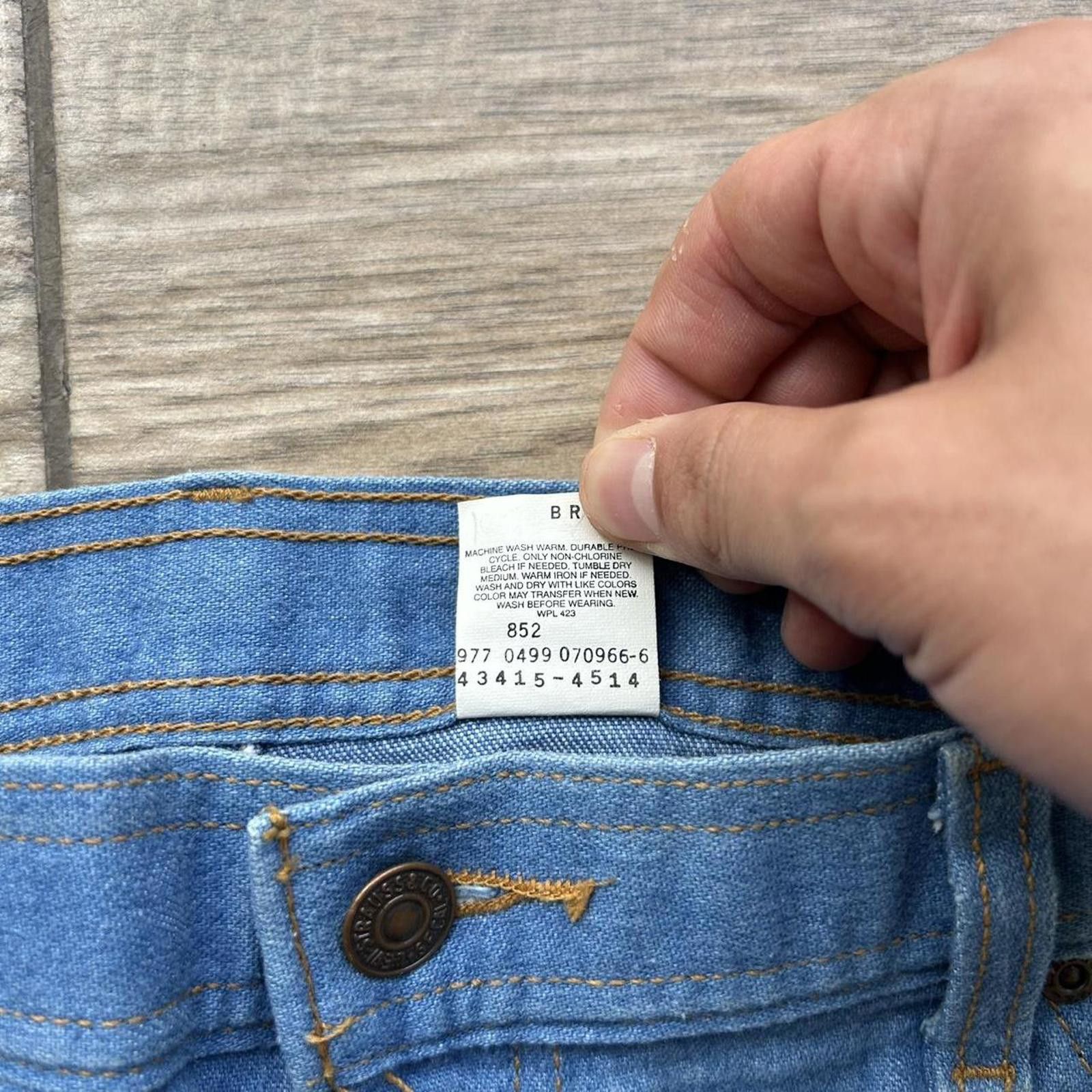 Levi's Vintage 90’s Light Wash Levi’s Orange Tab Straight Jeans Size US 36 / EU 52 - 6 Thumbnail