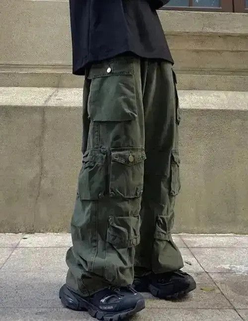 Japanese Brand Utility grunge multi pocket cargo pants Size US 32 / EU 48 - 2 Thumbnail