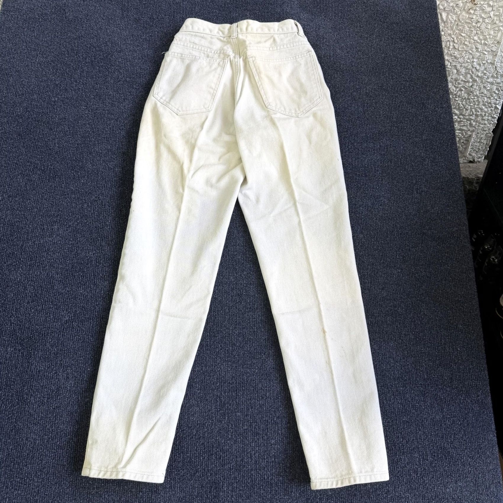 Vintage VINTAGE Calvin Klein Sport Womens 2 White High Rise Petite Mom Jeans Size 26" / US 2 / IT 38 - 5 Thumbnail
