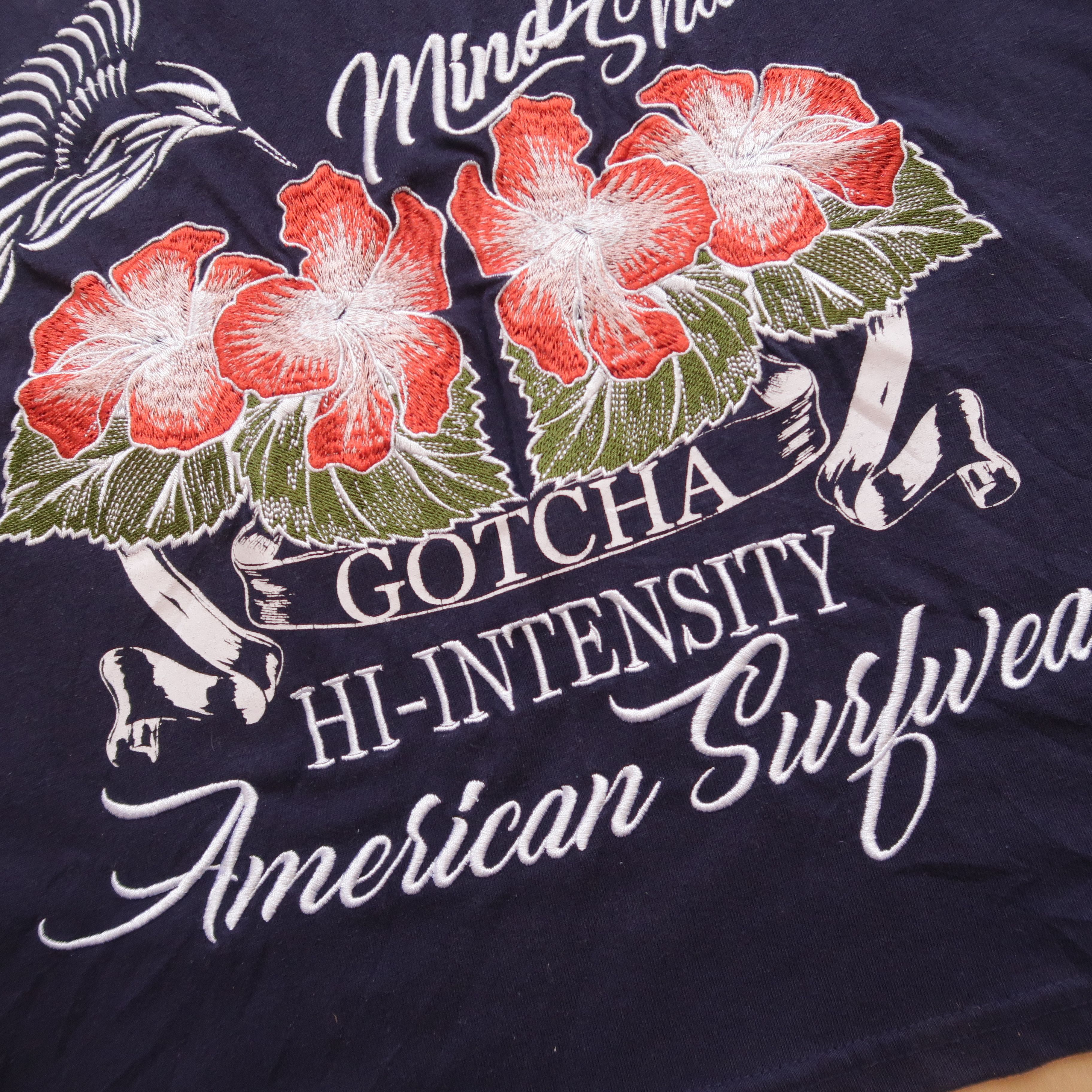 Japanese Brand 2000s Gotcha Surf Full Embroidered T-Shirt Size US S / EU 44-46 / 1 - 15 Thumbnail