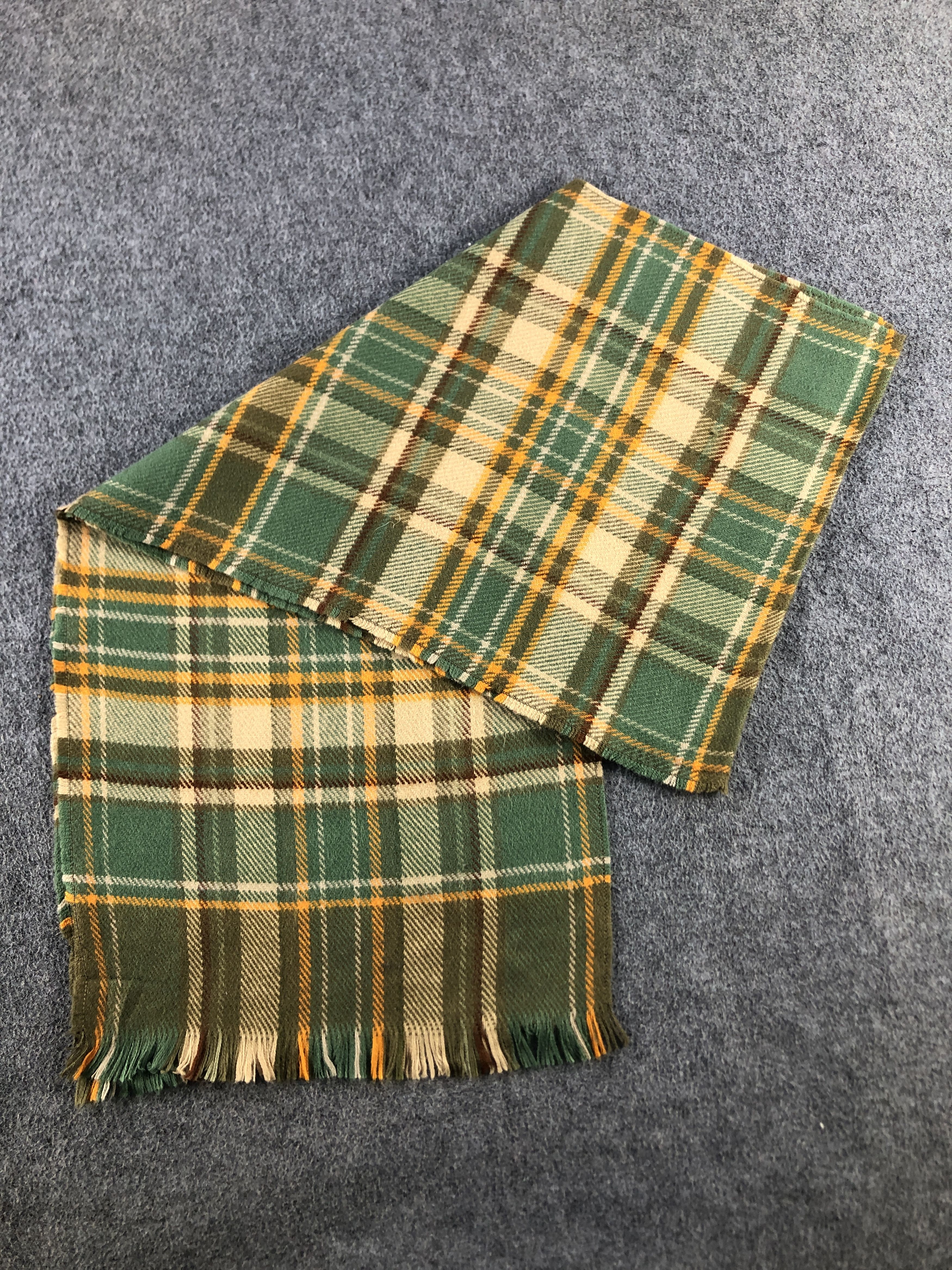 Barneys New York Barneys New York Scarf / Muffler / Neckwear P696 Size ONE SIZE - 5 Thumbnail
