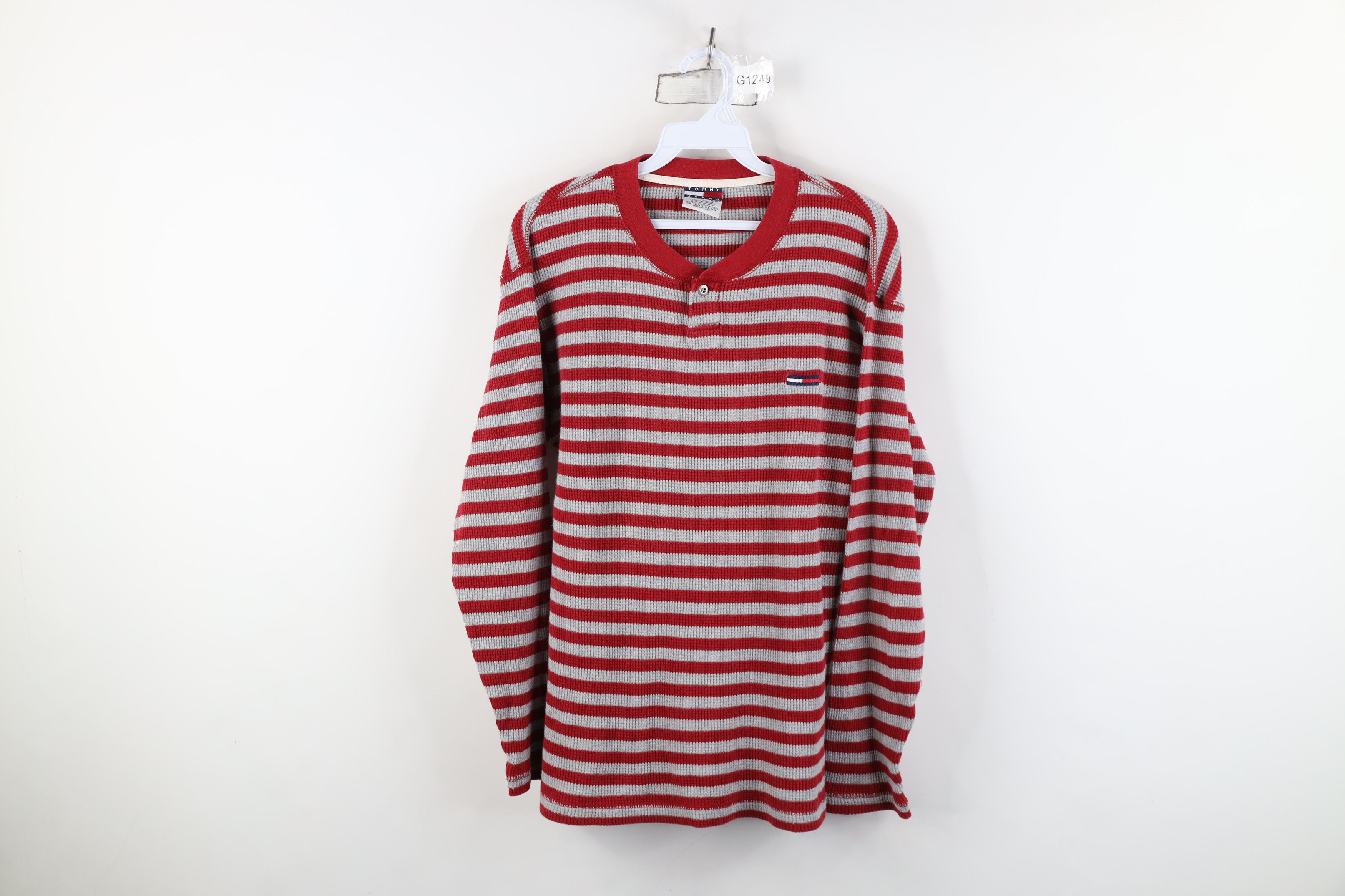 Tommy Hilfiger Vintage 90s Tommy Hilfiger Waffle Knit Henley T-Shirt Size US M / EU 48-50 / 2 - 1 Thumbnail