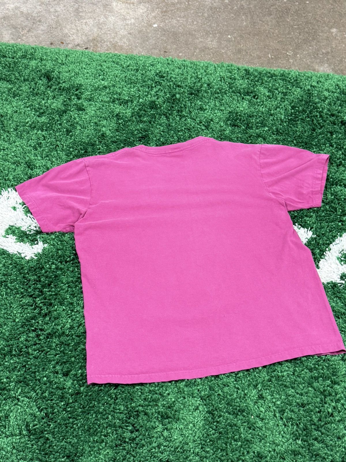 Supreme Supreme Pink Smoke Logo Tee Medium FW19 Tee Size US M / EU 48-50 / 2 - 5 Thumbnail