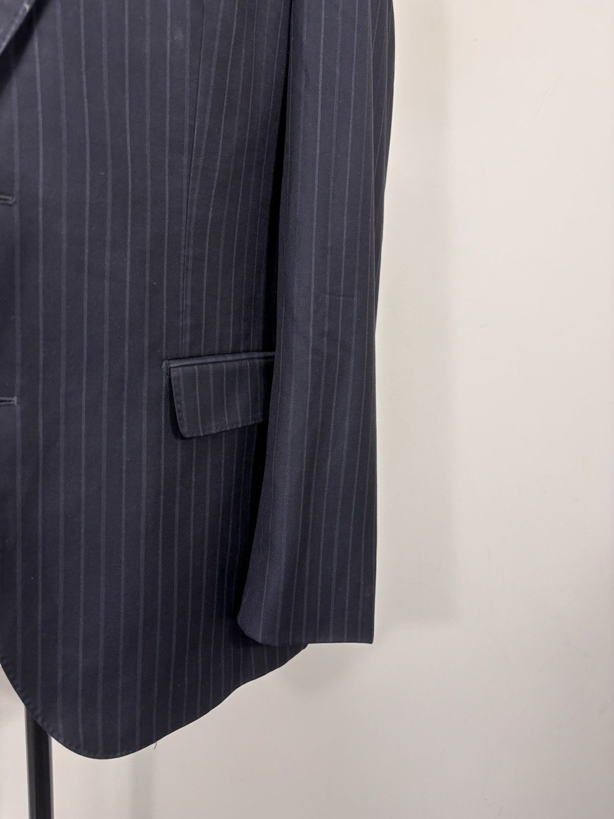 Hugo Boss Hugo Boss Selection Men’s 2-Piece Navy Striped Wool Suit Size 42R - 6 Thumbnail