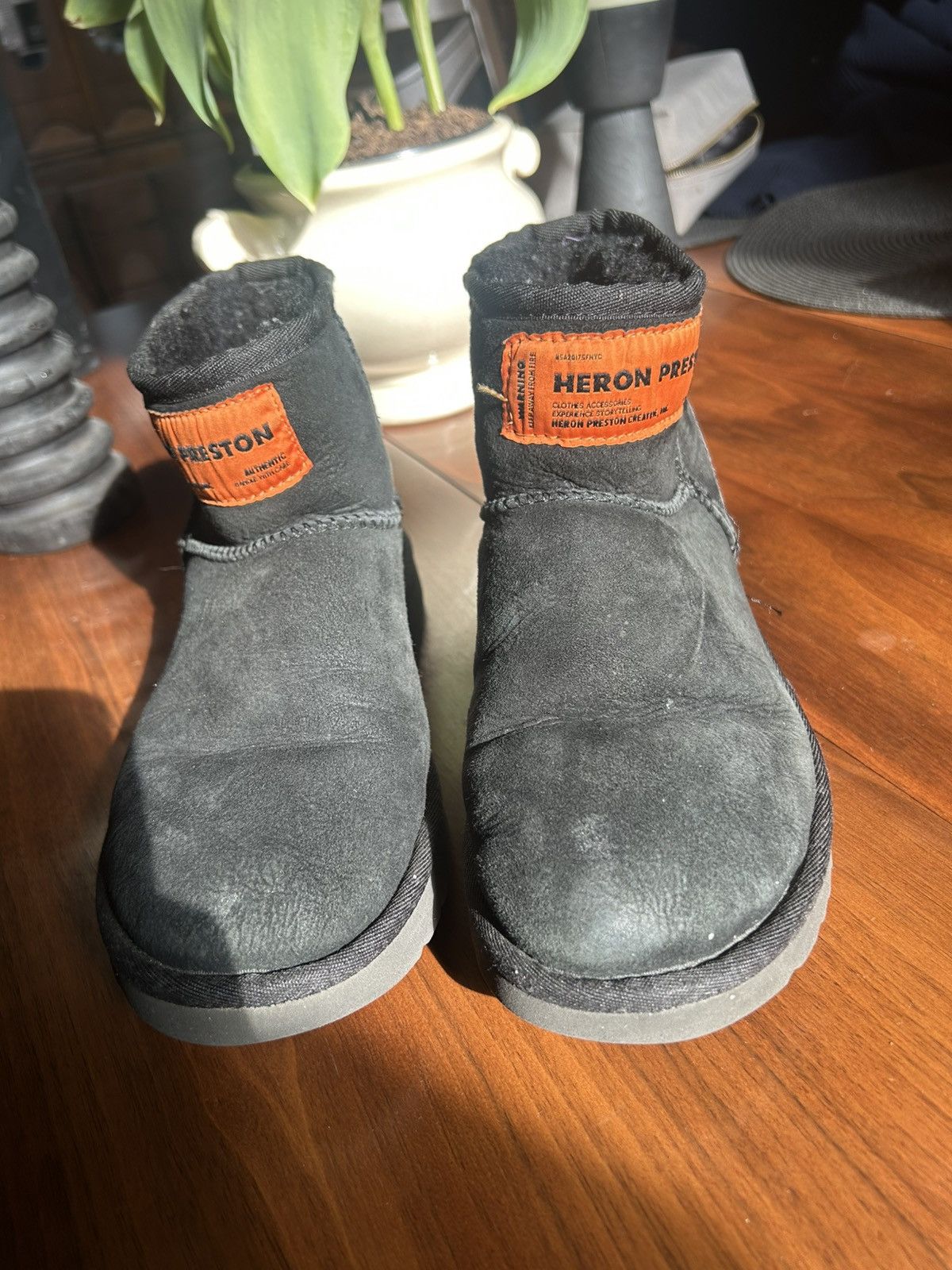Ugg UGG x Heron Preston Classic Mini Boots Size US 7.5 / IT 37.5 - 1 Thumbnail