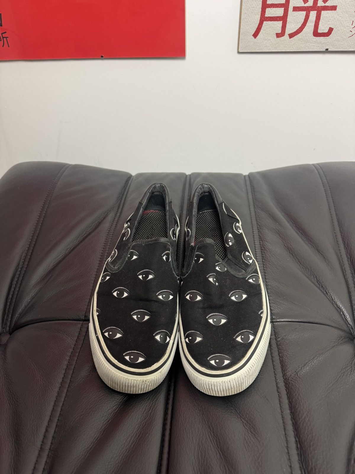 Kenzo Kenzo Paris Designer Low Top Slip On Sneakers Eye Print Rare Size US 9 / EU 42 - 1 Thumbnail
