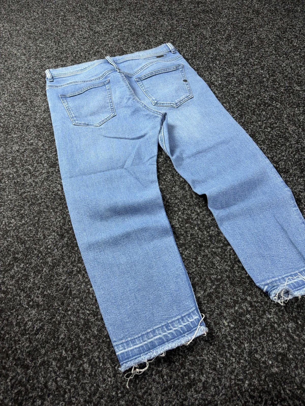 Diesel Luxury Diesel 00s Cropped Jeans Light Wash Distressed Denim Size 26" / US 2 / IT 38 - 10 Thumbnail
