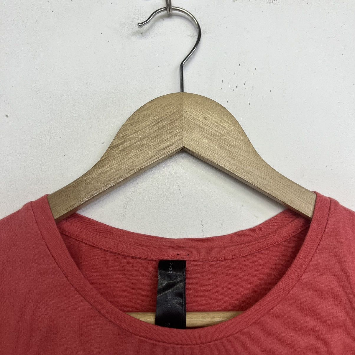 wjk WJK & CO. JAPAN RAW CUTTING DESIGN TSHIRT Size US S / EU 44-46 / 1 - 10 Thumbnail