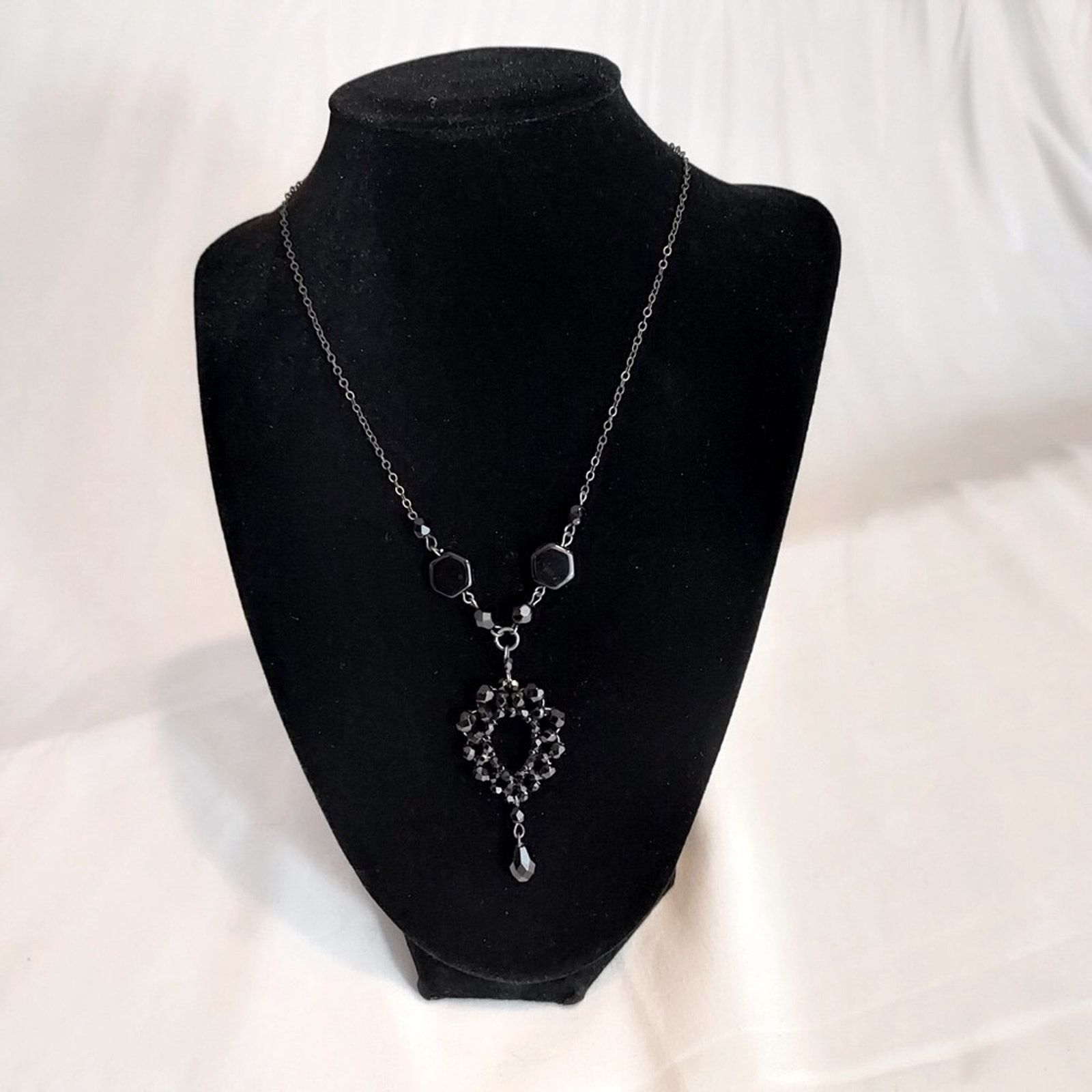 Other Black Glass Multifaceted Beads Geometric Pendant Necklace Size ONE SIZE - 2 Thumbnail