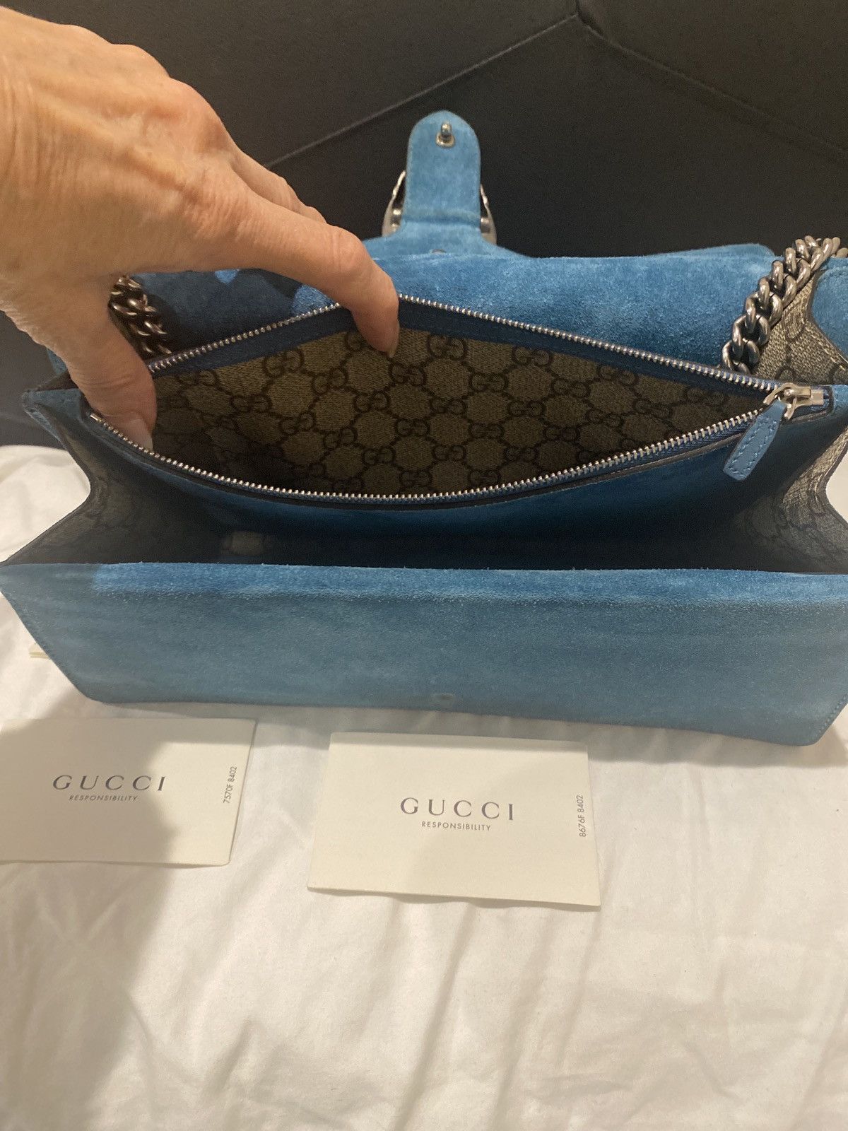 Gucci GG Supreme Monogram Angry Cat Embroidered Dionysus bag. Size ONE SIZE - 5 Thumbnail