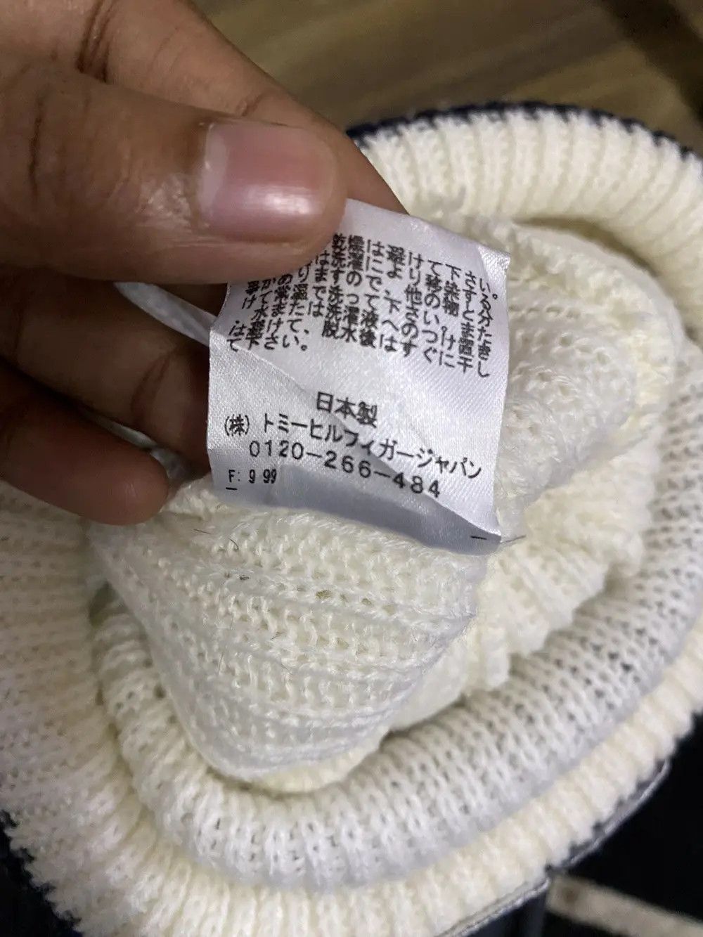 Tommy Hilfiger × Vintage Tommy Hilfiger Bobble Beanie Hat Size ONE SIZE - 8 Thumbnail