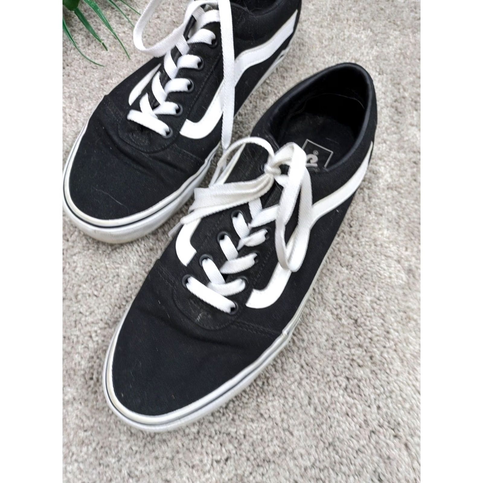 Vans VANS Old Skool Shoes Mens 10 Black Canvas Low Top Classic Skate Sneakers Size L / US 10 / IT 46 - 2 Thumbnail