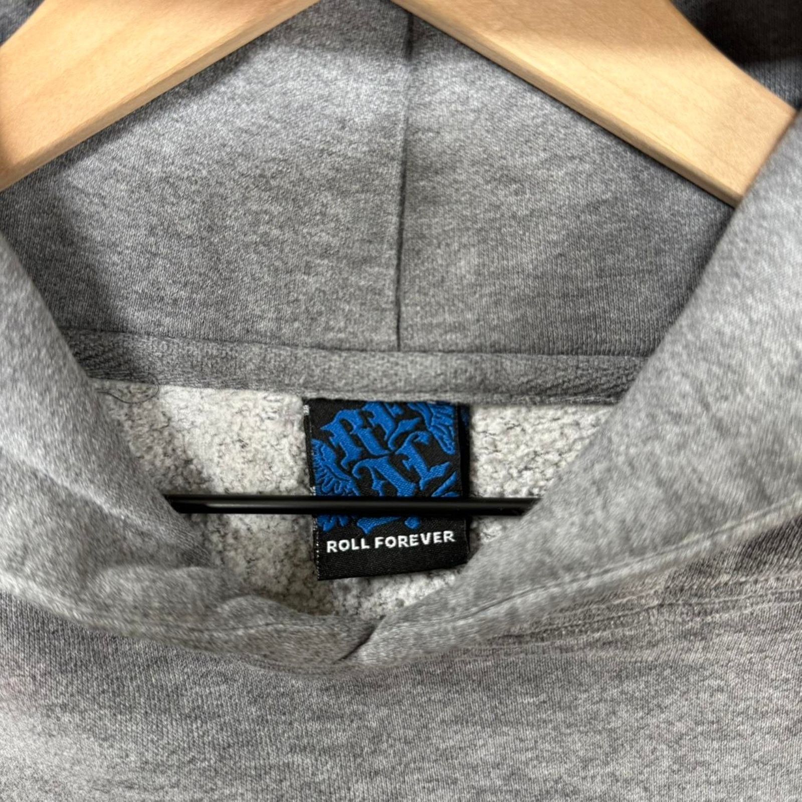 Other Vintage Y2K Roll Forever Skateboarding Hoodie Great Fade Size US L / EU 52-54 / 3 - 8 Thumbnail