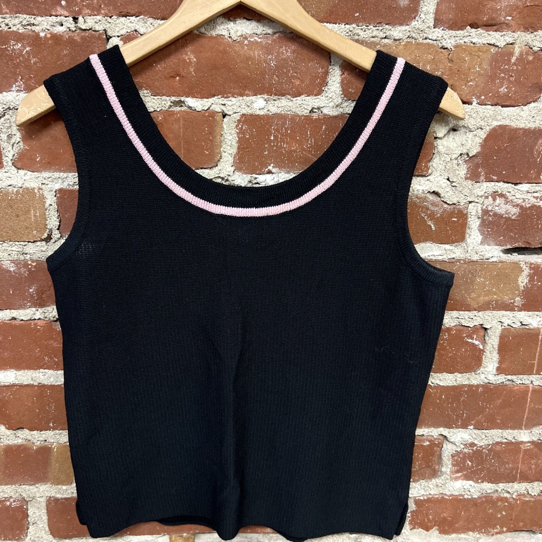 St. John St John Tank Top Women Wool Knit Black P Petite Sleeveless Size P Modern Basic Solid Contemporary Shirt Size S / US 4 / IT 40 - 3 Thumbnail