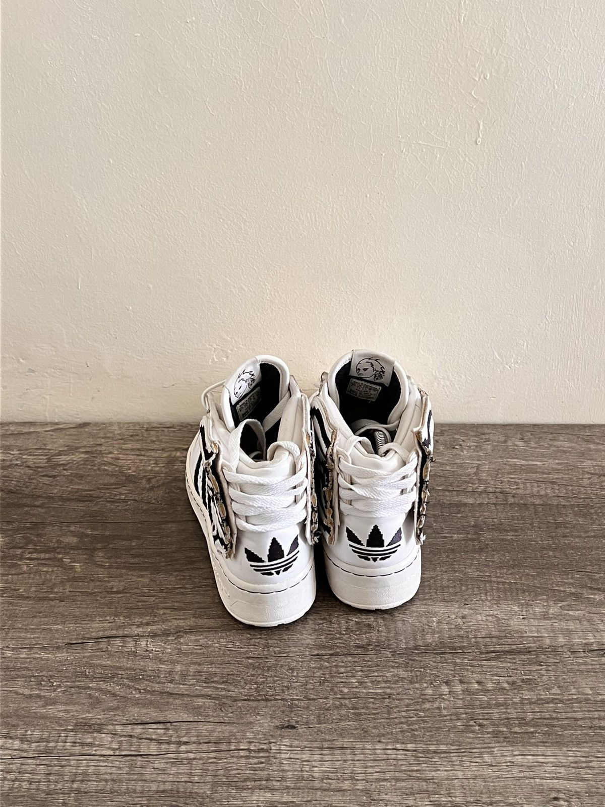 Adidas × Jeremy Scott Jeremy Scott Pixel RARE Size US 8 / EU 41 - 9 Thumbnail
