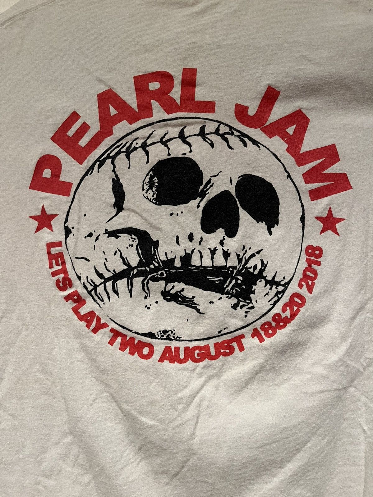 Band Tees Pearl Jam Wrigley Field Chicago band tshirt Size US M / EU 48-50 / 2 - 4 Thumbnail
