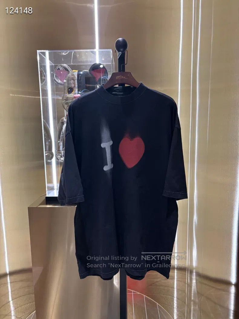 Balenciaga Balenciaga Letter Heart Printed T-shirt Size US S / EU 44-46 / 1 - 1 Thumbnail