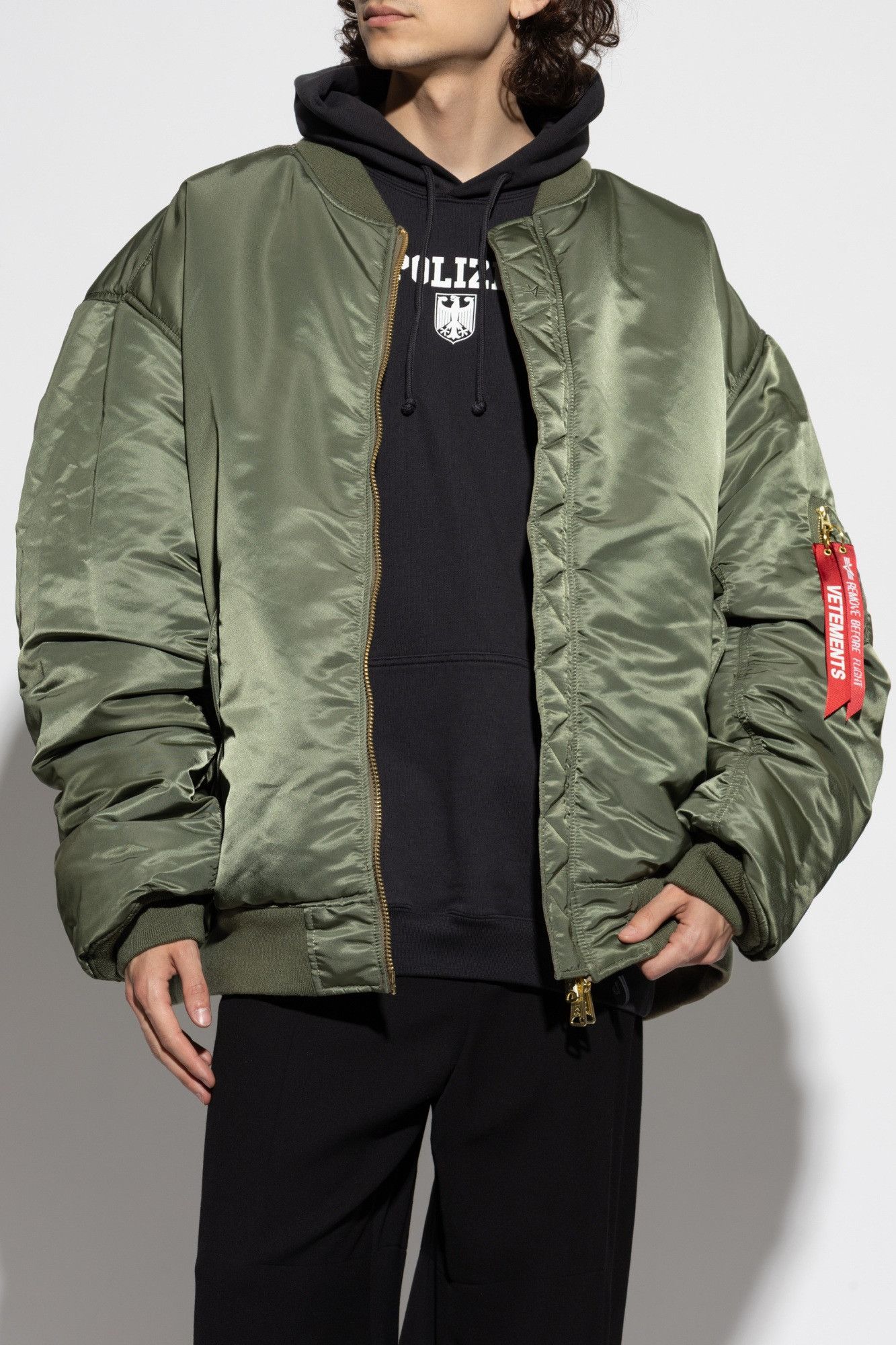 Vetements vetements ss18 Reconstructed Reversible Bomber Size US XS / EU 42 / 0 - 12 Thumbnail