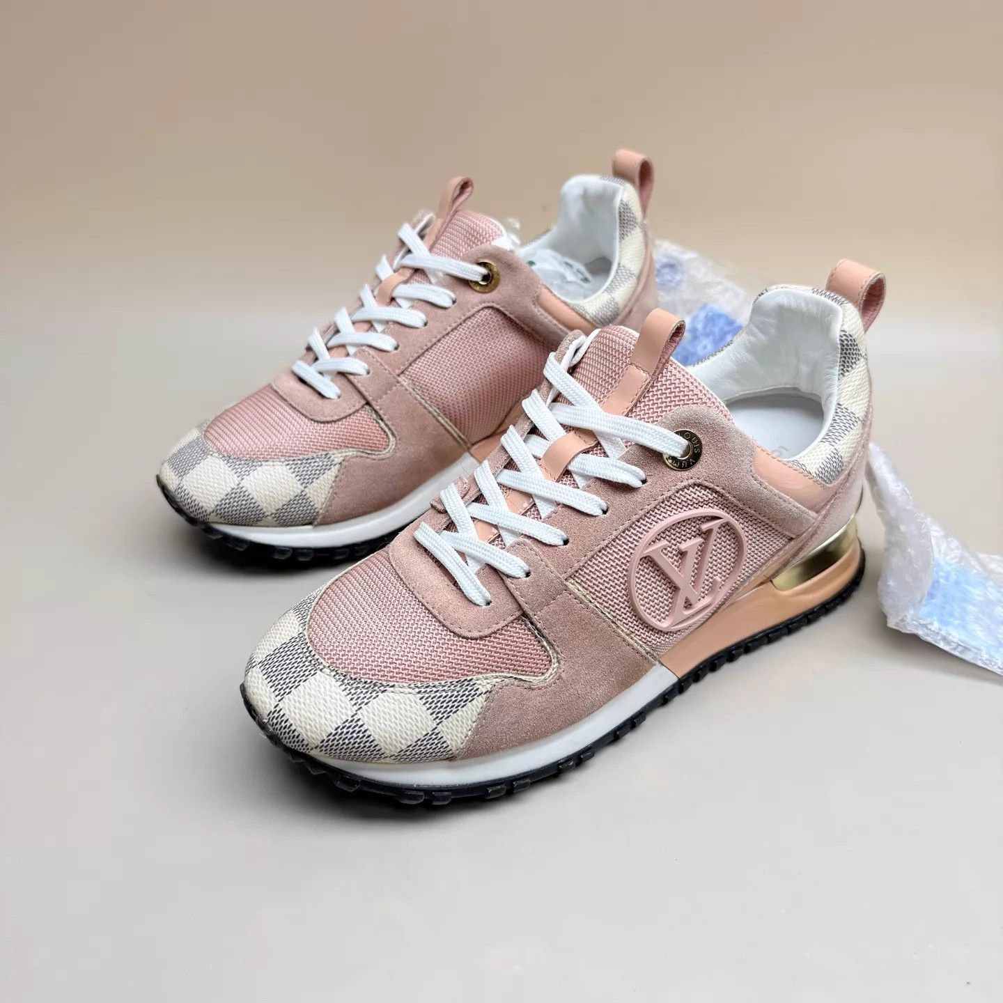 Louis Vuitton LV Run Away White & Pink Checkerboard Sneaker 35 99 New Size US 4.5 / IT 34.5 - 1 Thumbnail