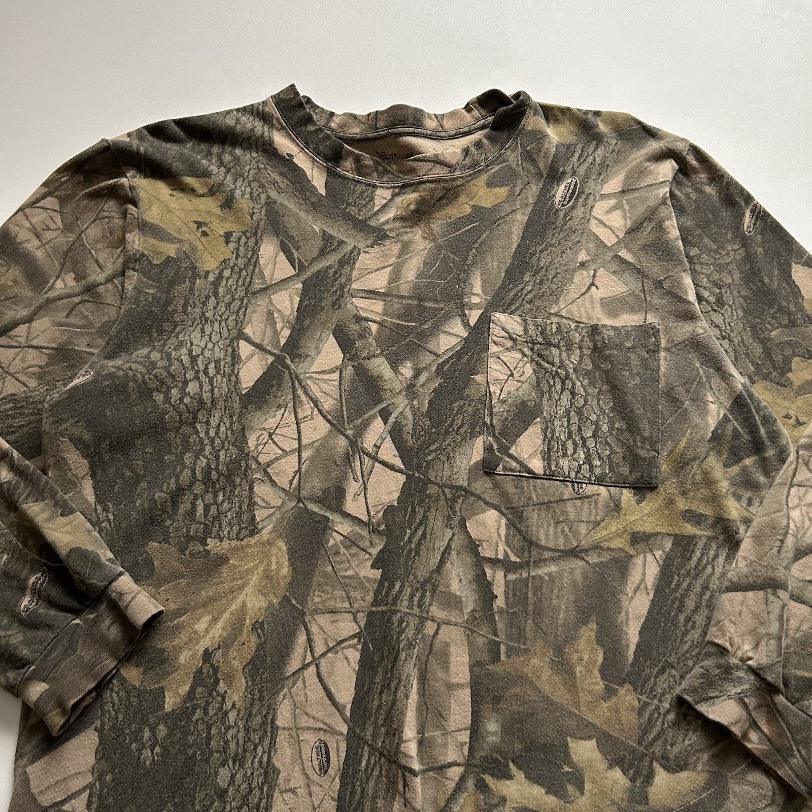 Realtree × Vintage Vintage Realtree Camo Pocket T Shirt Large Long Sleeve Y2K Size US L / EU 52-54 / 3 - 2 Thumbnail