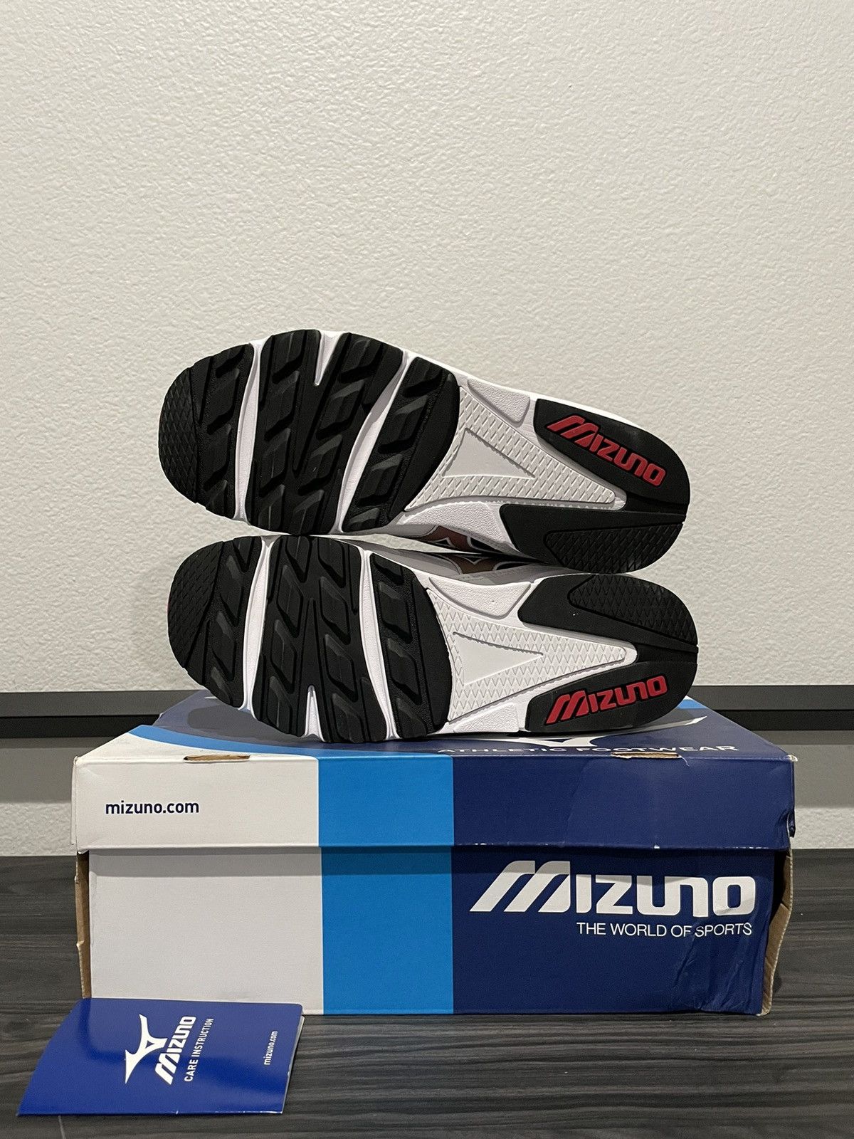 Mizuno 2018 Mizuno Sky Medal OG Size US 9 / EU 42 - 6 Thumbnail