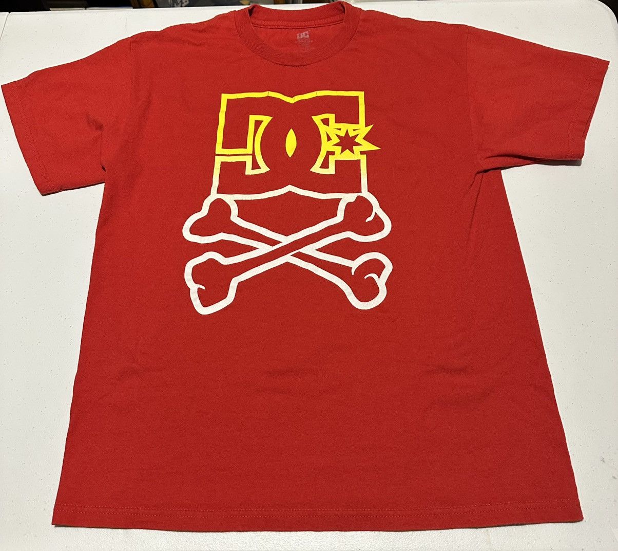 DC Vintage Y2K DC Skate Logo T-shirt Size US L / EU 52-54 / 3 - 1 Thumbnail