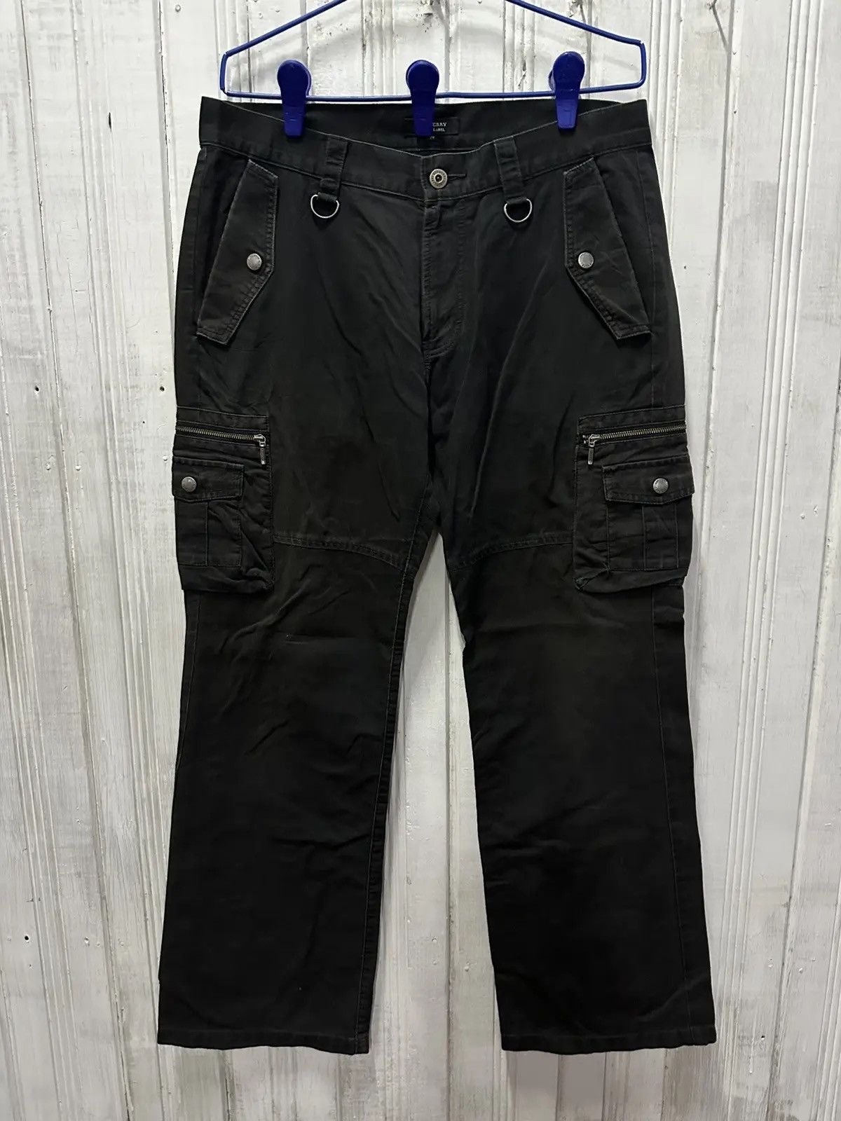 Burberry BURBERRY BLACK LABEL UTILITY MULTIPOCKET CARGO PANTS W32 L30 Size US 32 / EU 48 - 1 Thumbnail