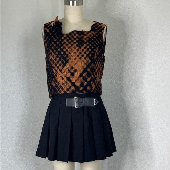 Prada Prada Gabardine Pleated Skated Kilt Belted Logo Belt Mini Sk Size 28" / US 6 / IT 42 - 2 Thumbnail