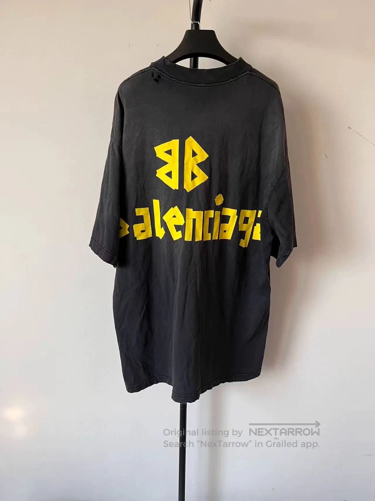 Balenciaga Balenciaga Printed Loose Short Sleeve T-Shirt. Size US L / EU 52-54 / 3 - 2 Thumbnail